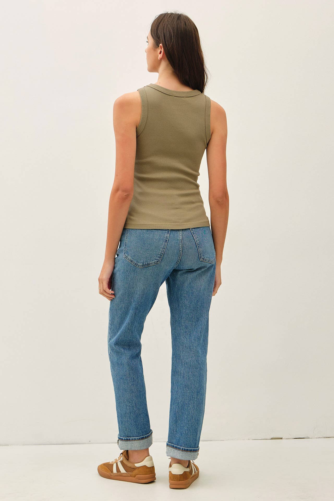 Round neck basic tank