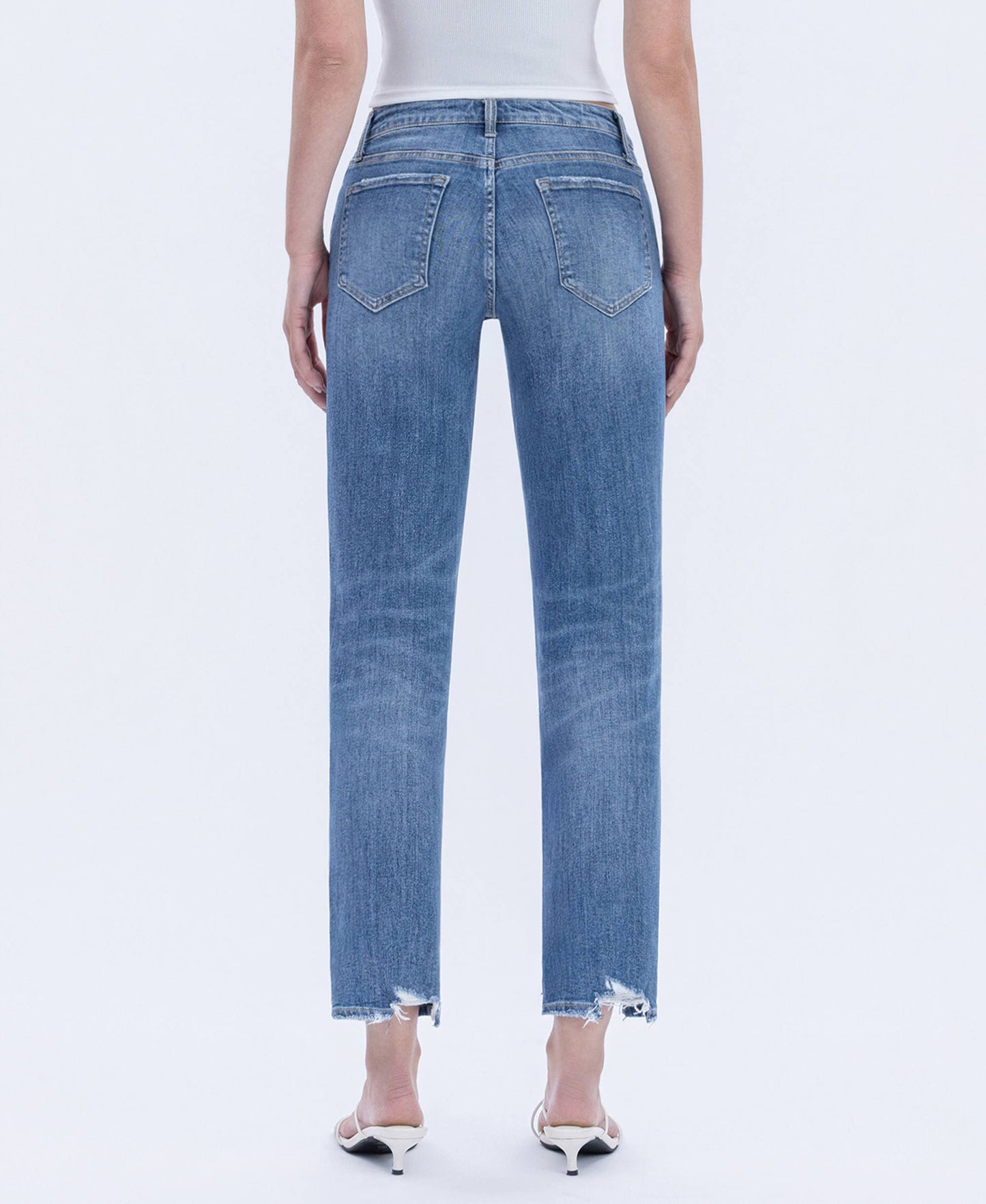 HIGH RISE DISTRESSED BOYFRIEND FIT JEANS LV1631
