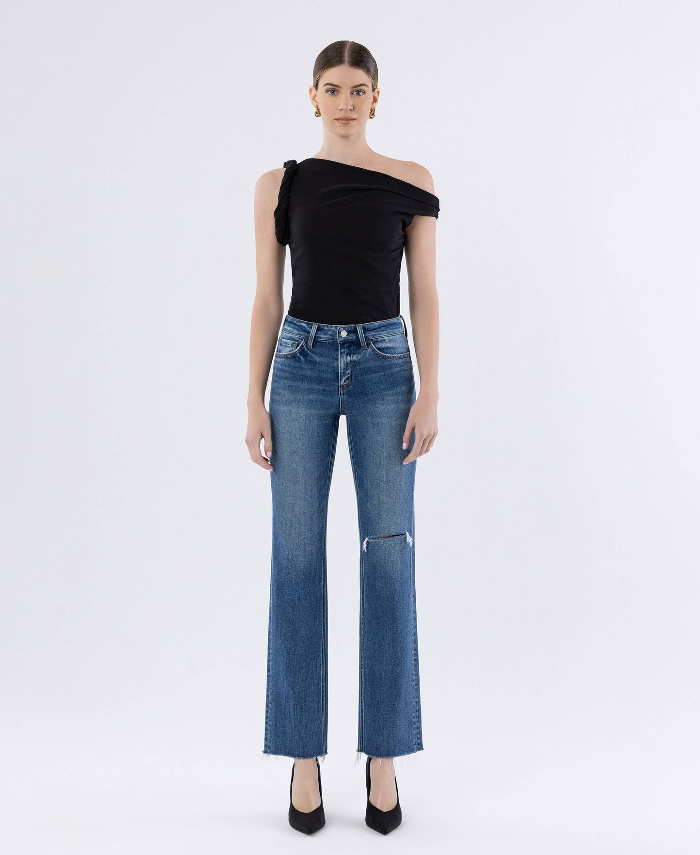 VICTORIA HIGH RISE RAW HEM STRAIGHT JEANS T6679