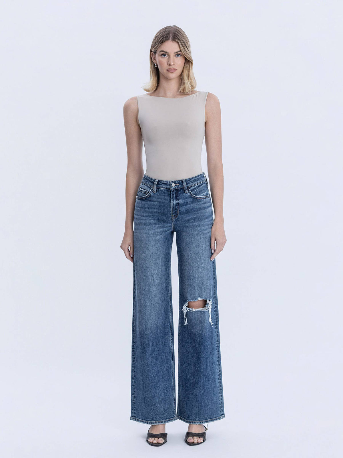 OLIVIA HIGH RISE DISTRESSED LEFT KNEE WIDE LEG JEANS T7076
