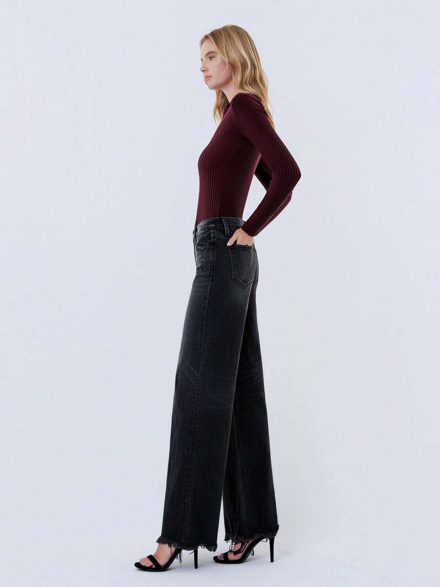 JANE MID RISE DISTRESSED HEM BLACK WIDE LEG  JEANS T7320BK