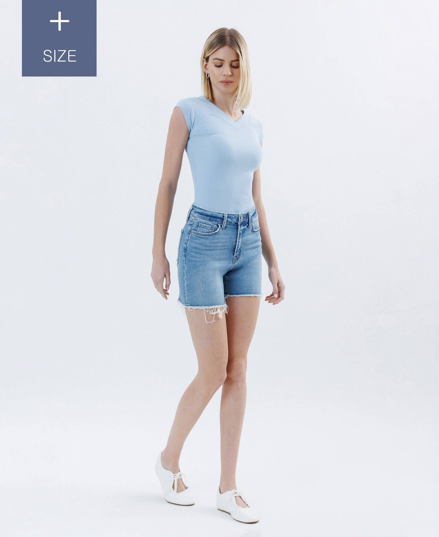 PLUS SIZE HIGH RISE RAW HEM BOYFRIEND SHORTS LV1641-P