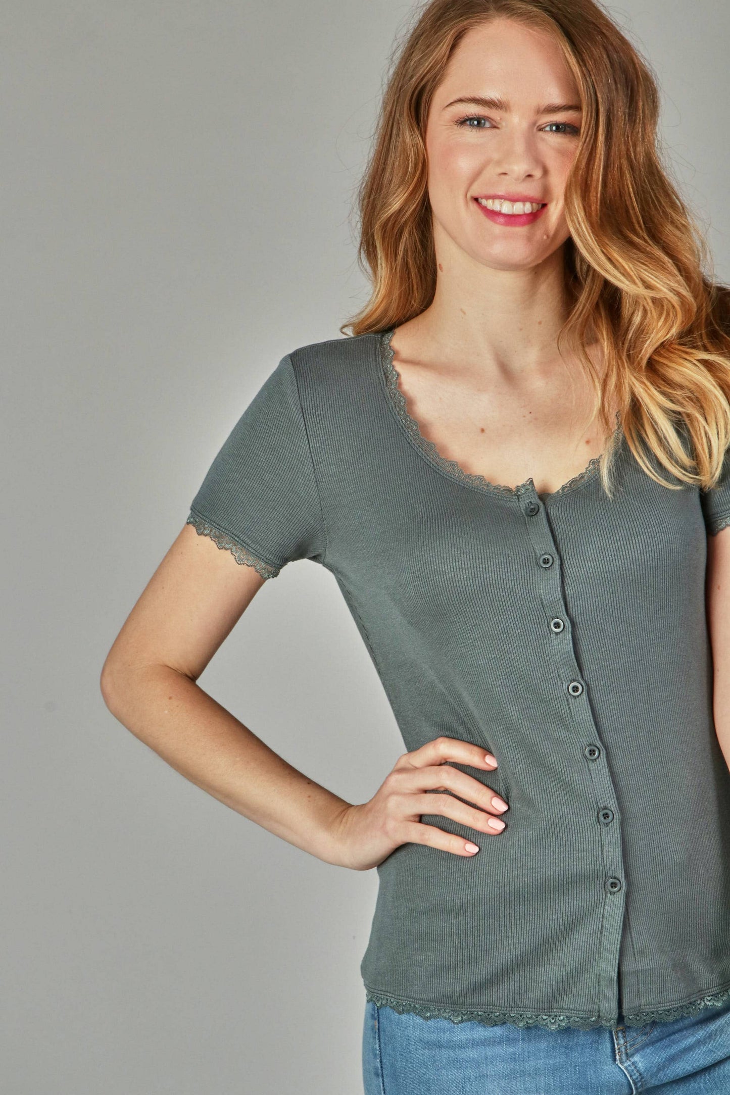 Button lace top
