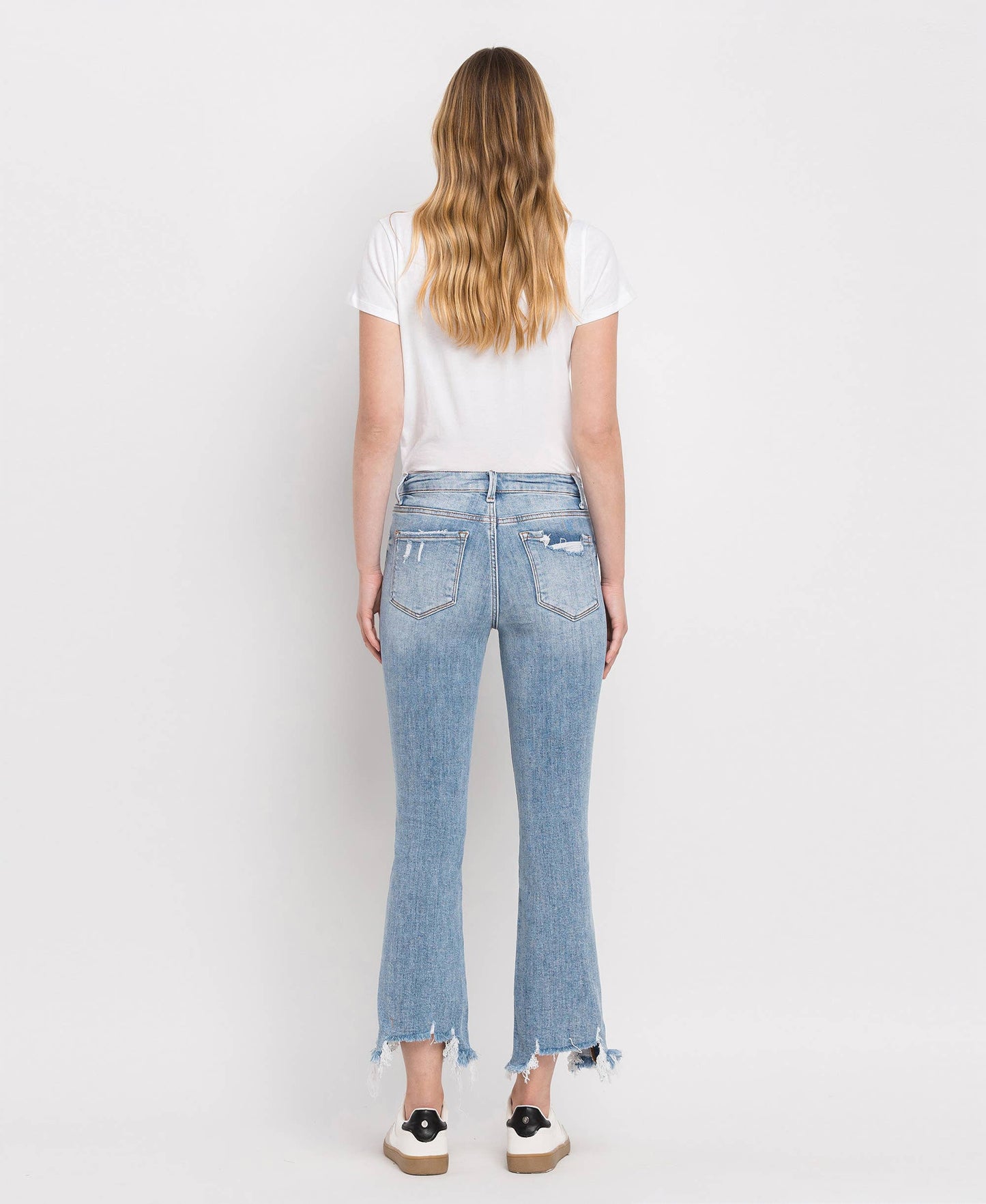 HIGH RISE LIGHT WASH CROP JEANS LV1003