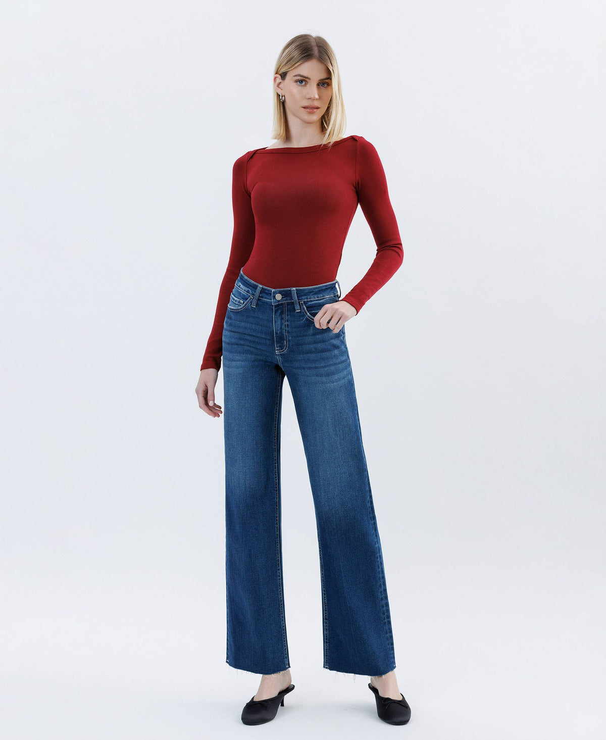 HIGH RISE RAW HEM TINTED SLIM WIDE JEANS T6671