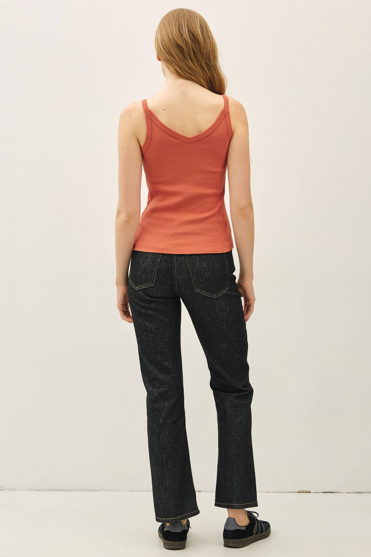 ribbed v neck tank