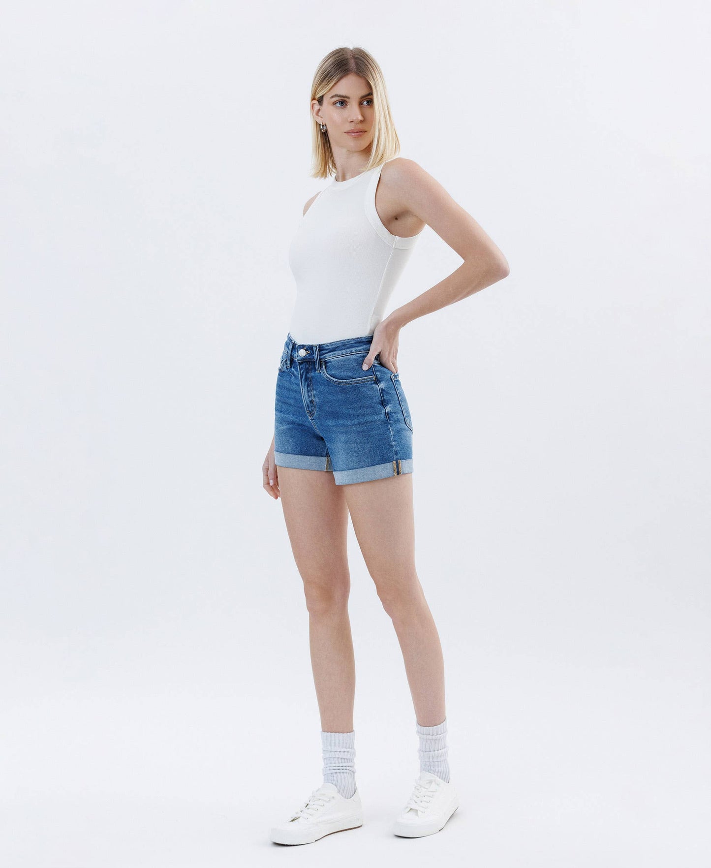 HIGH RISE DOUBLE CUFFED DENIM SHORTS LV1833