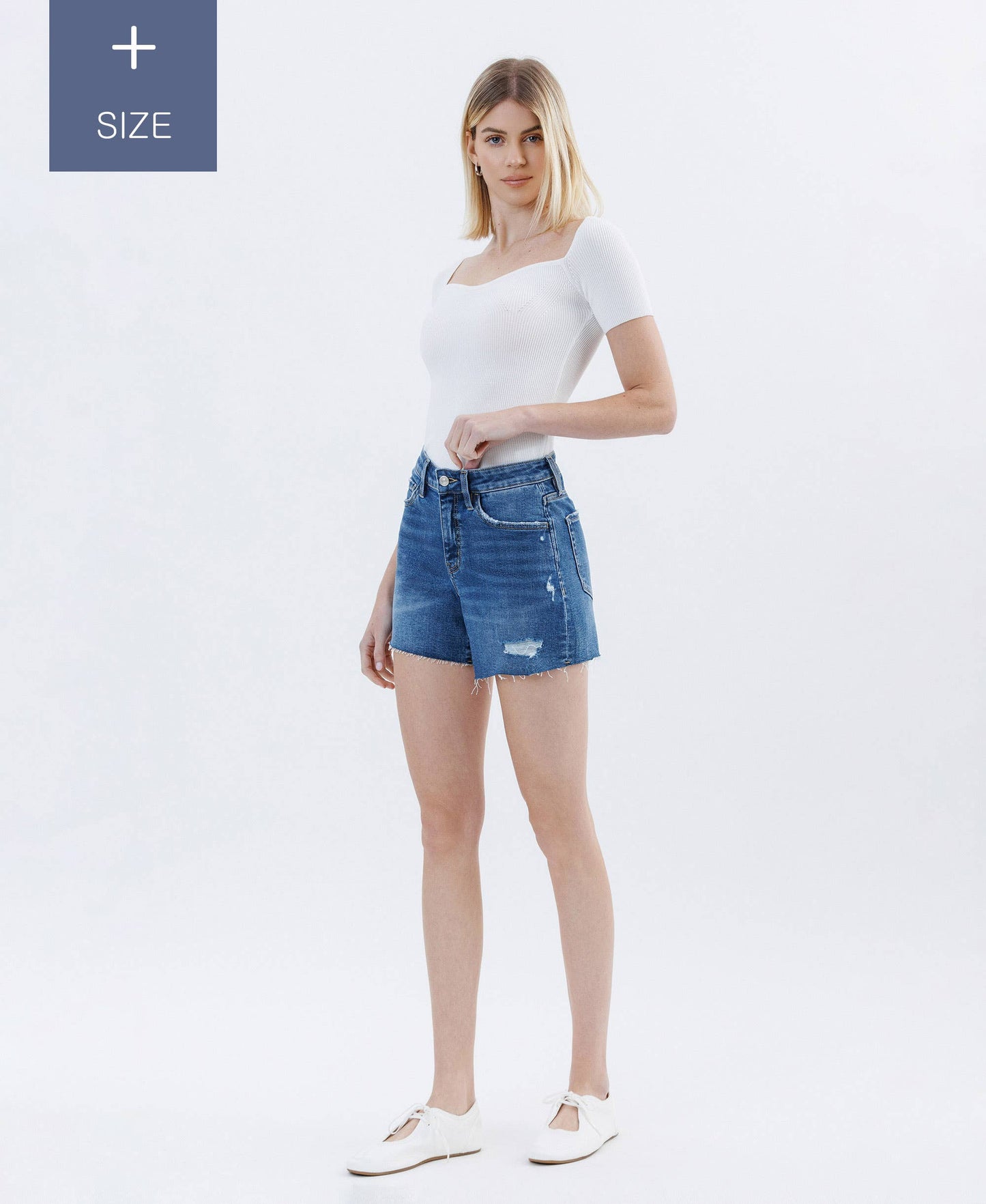 PLUS SIZE HIGH RISE RAW HEM DENIM SHORTS LV1638-P