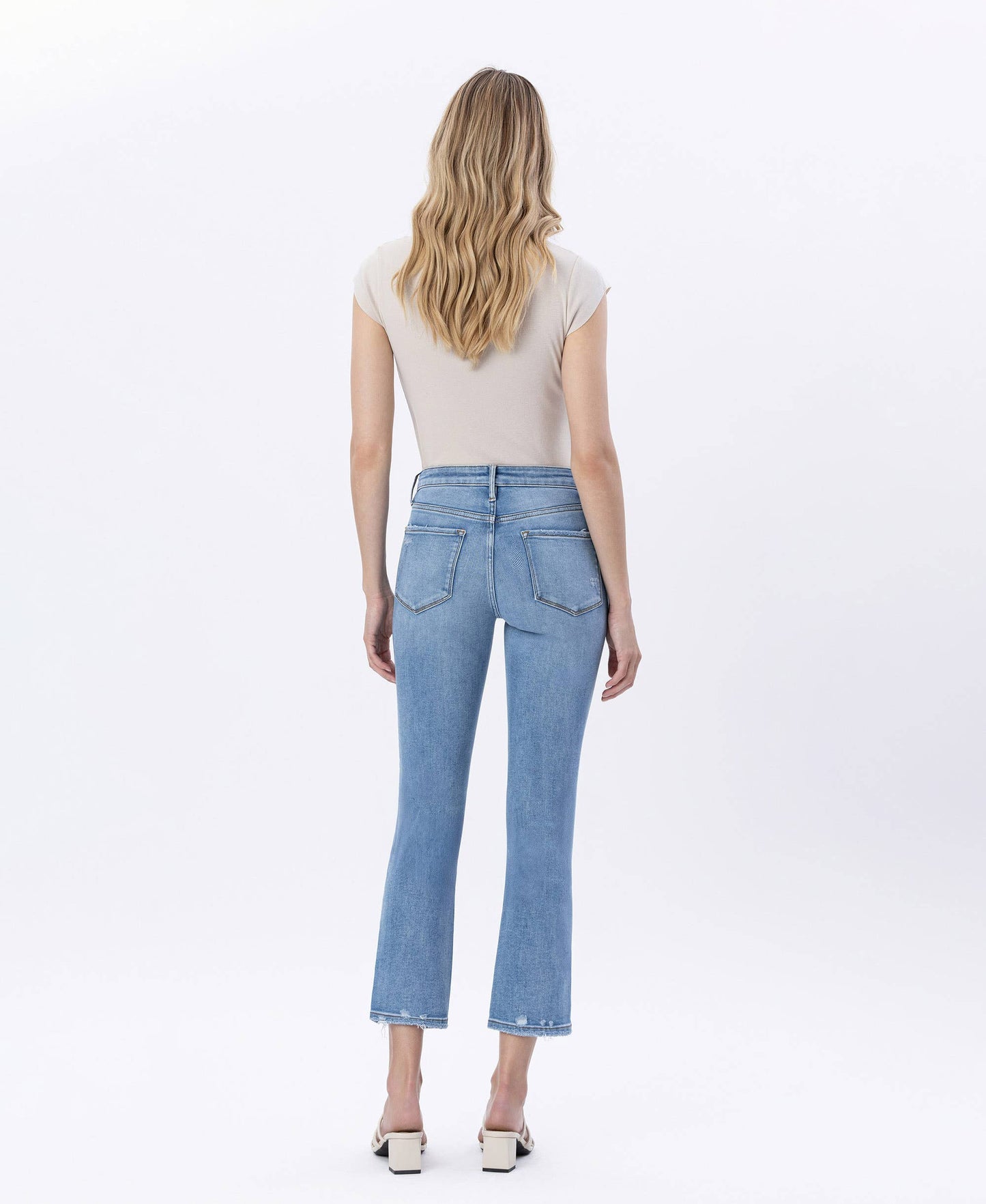 HIGH RISE CROP SLIM STRAIGHT JEANS LV1397