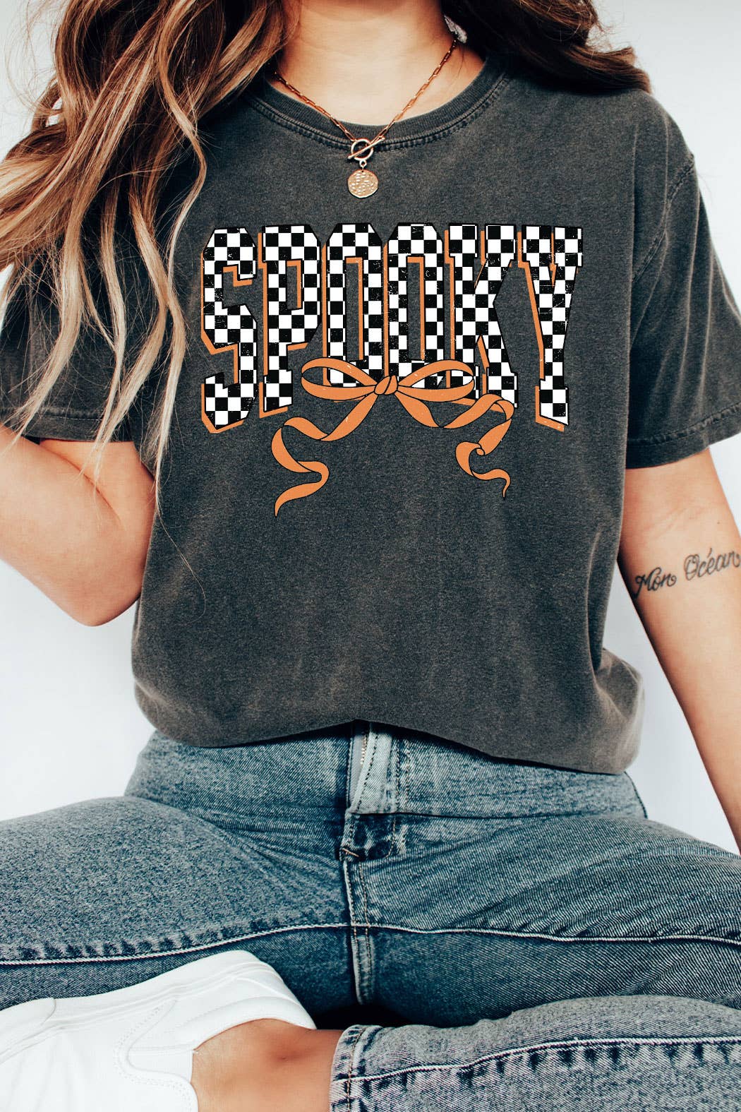 (PRE-ORDER) Spooky Checkered Bow Comfort Colors Tee