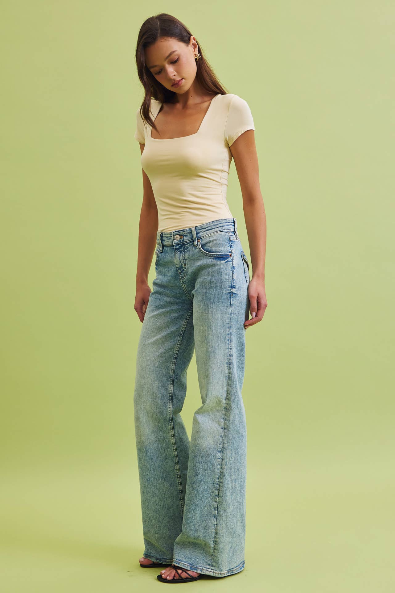 SQUARE NECK KNIT TEE
