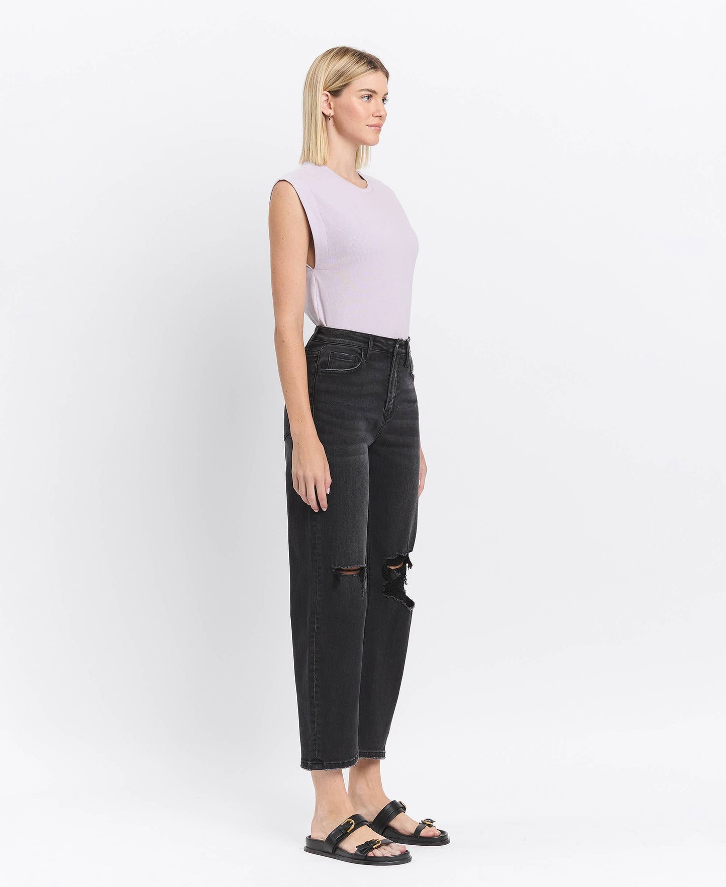 HIGH RISE DISTRESSED BLACK BARREL JEANS