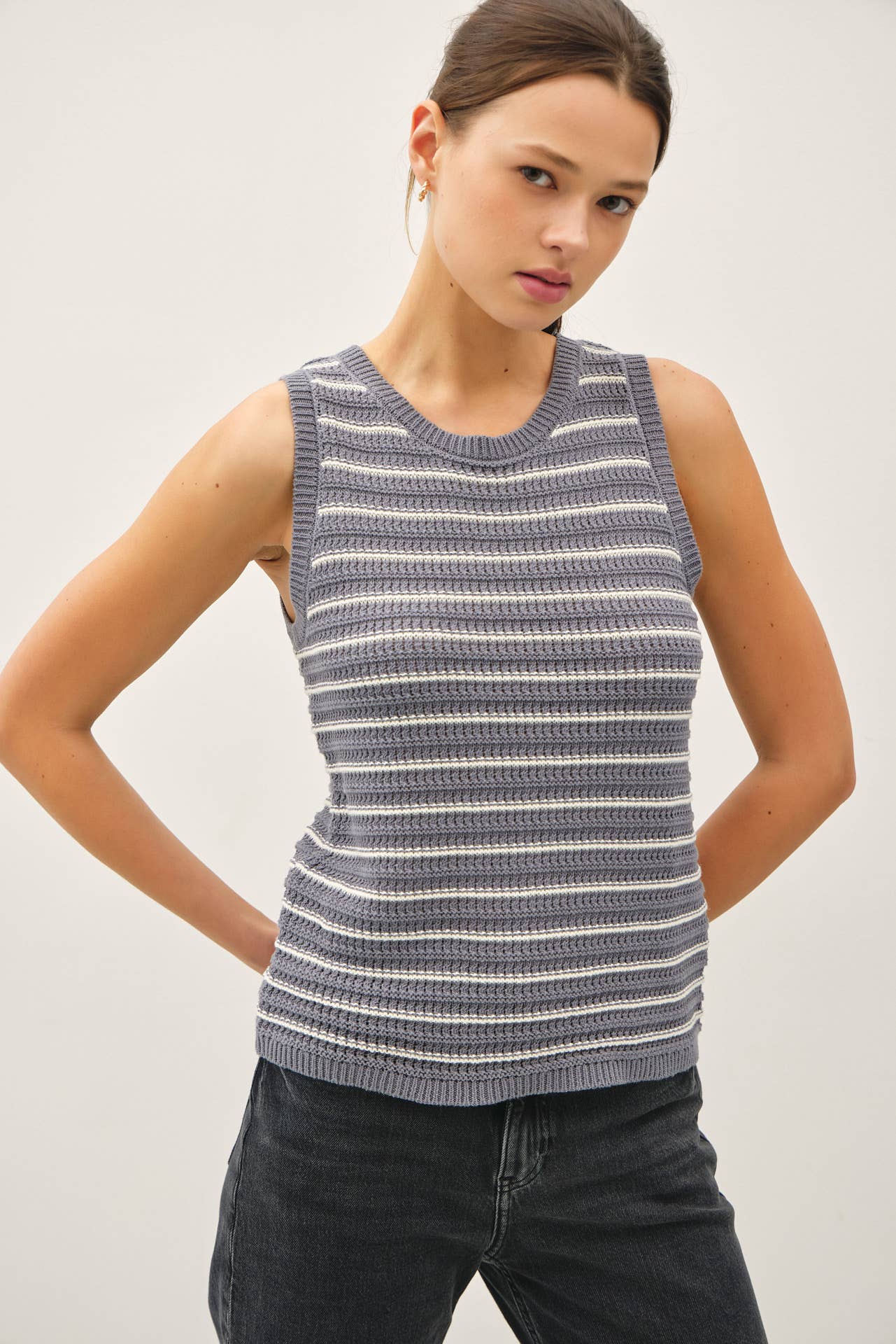 STRIPED SWEATER TANK