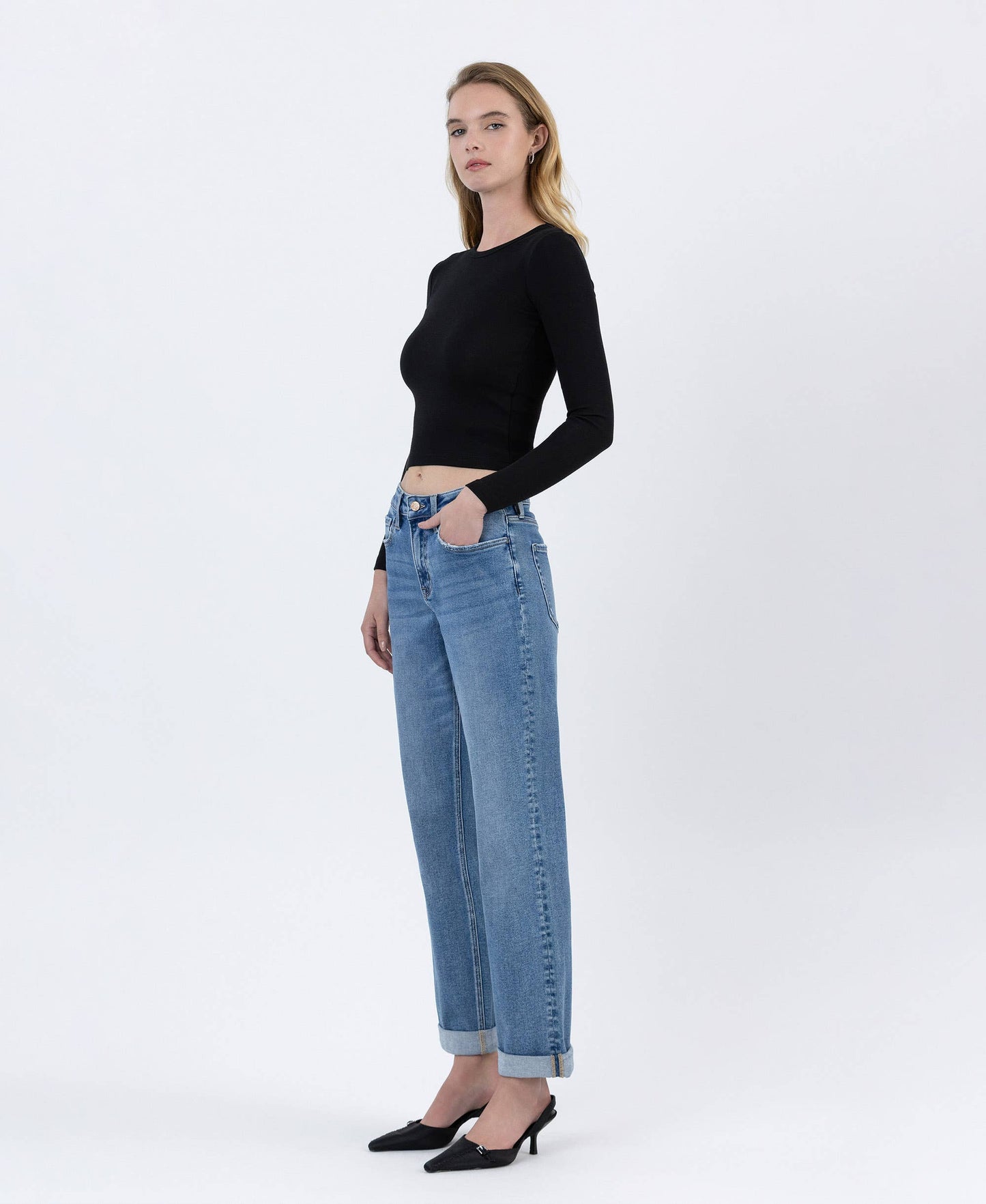 HIGH RISE CUFFED BOYFRIEND JEANS