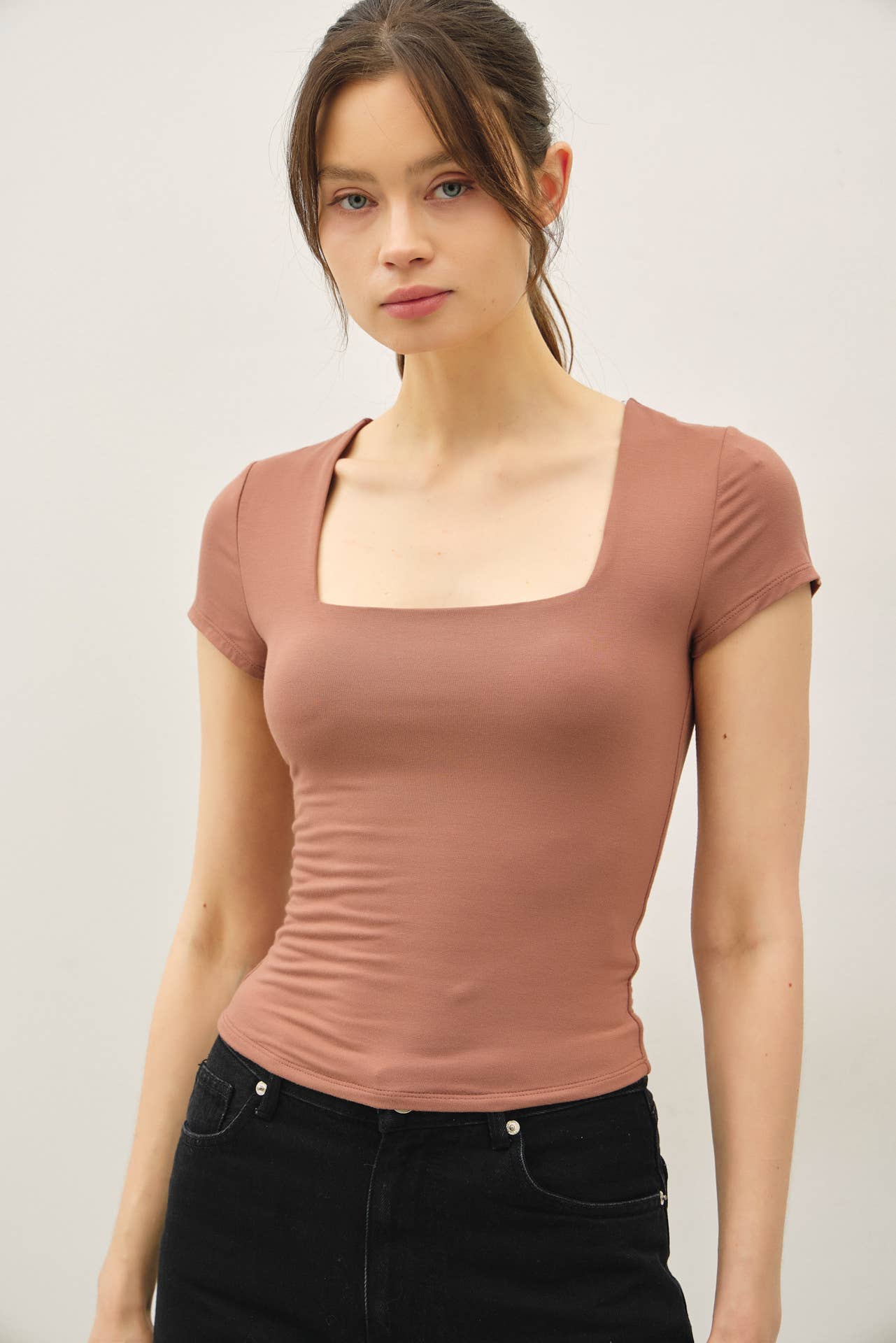 SQUARE NECK KNIT TEE