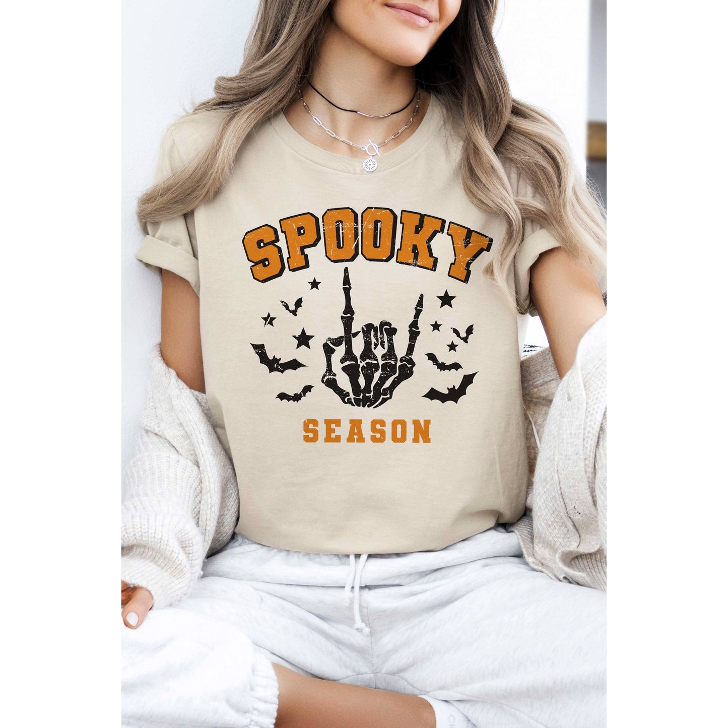 (PRE-ORDER) SPOOKY SEASON Halloween Graphic Tee