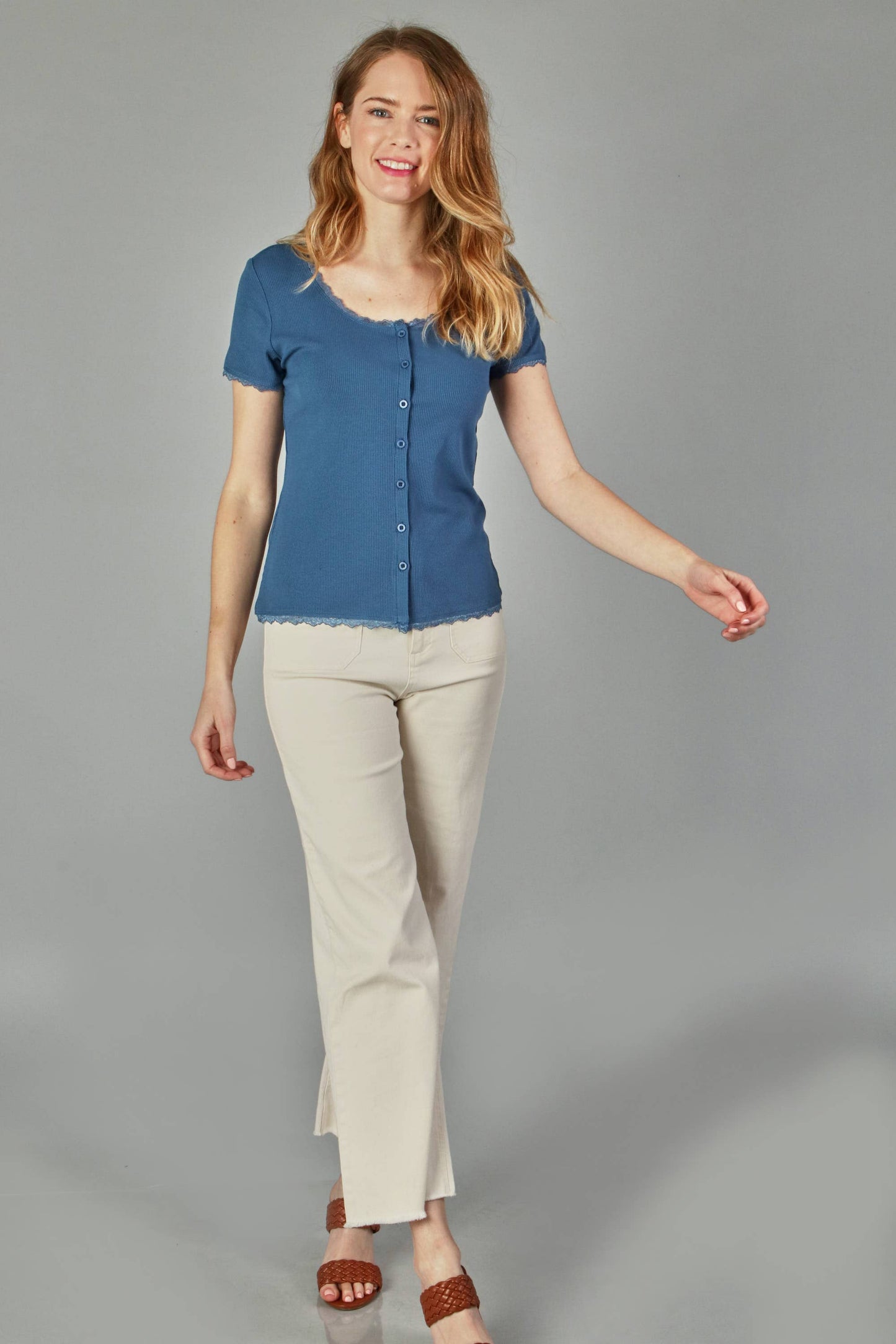 Button lace top