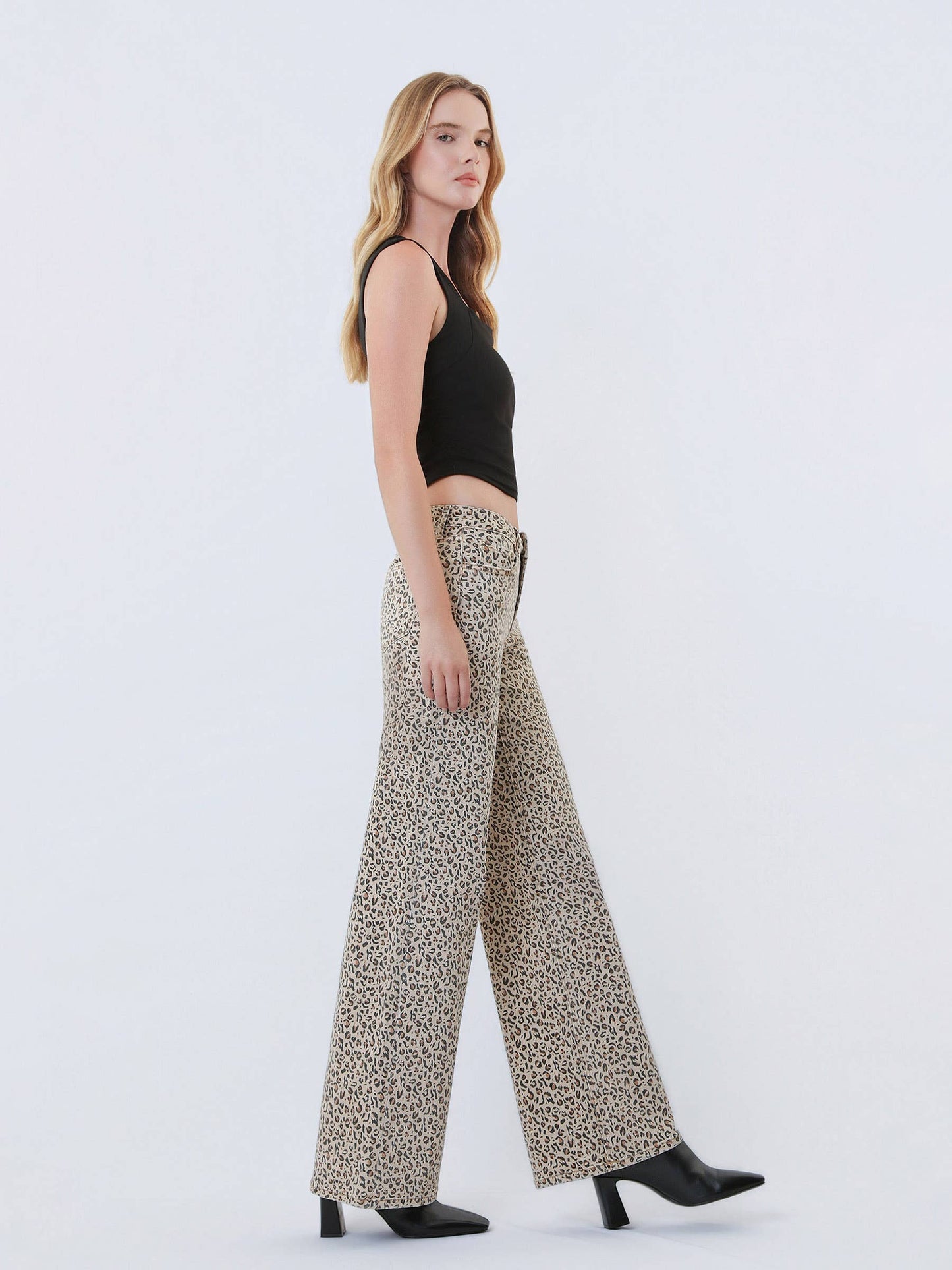 MID RISE LEOPARD PRINT WIDE LEG JEANS