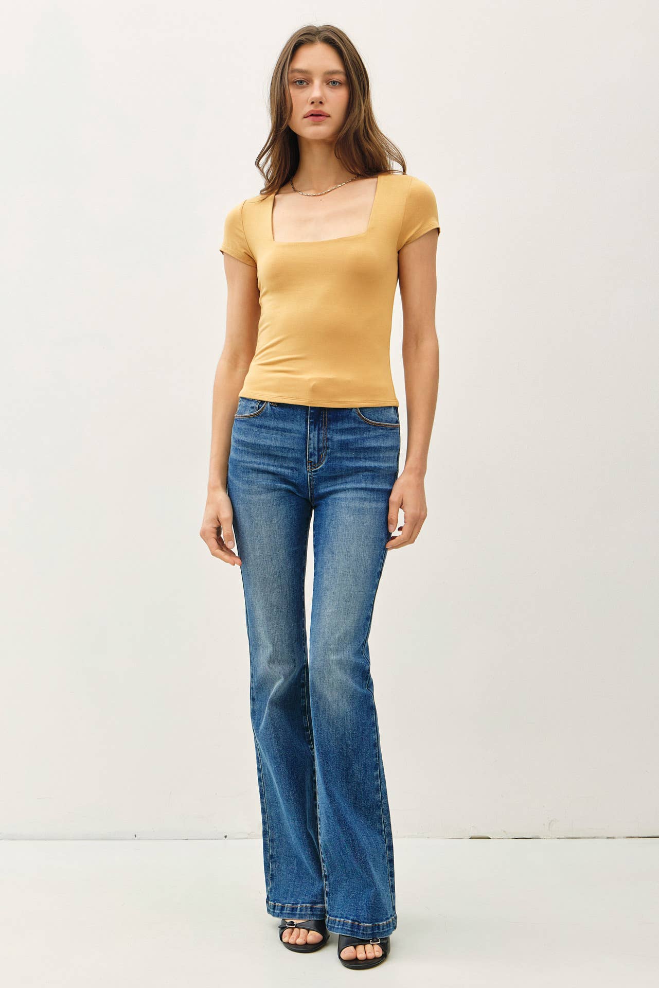 SQUARE NECK KNIT TEE