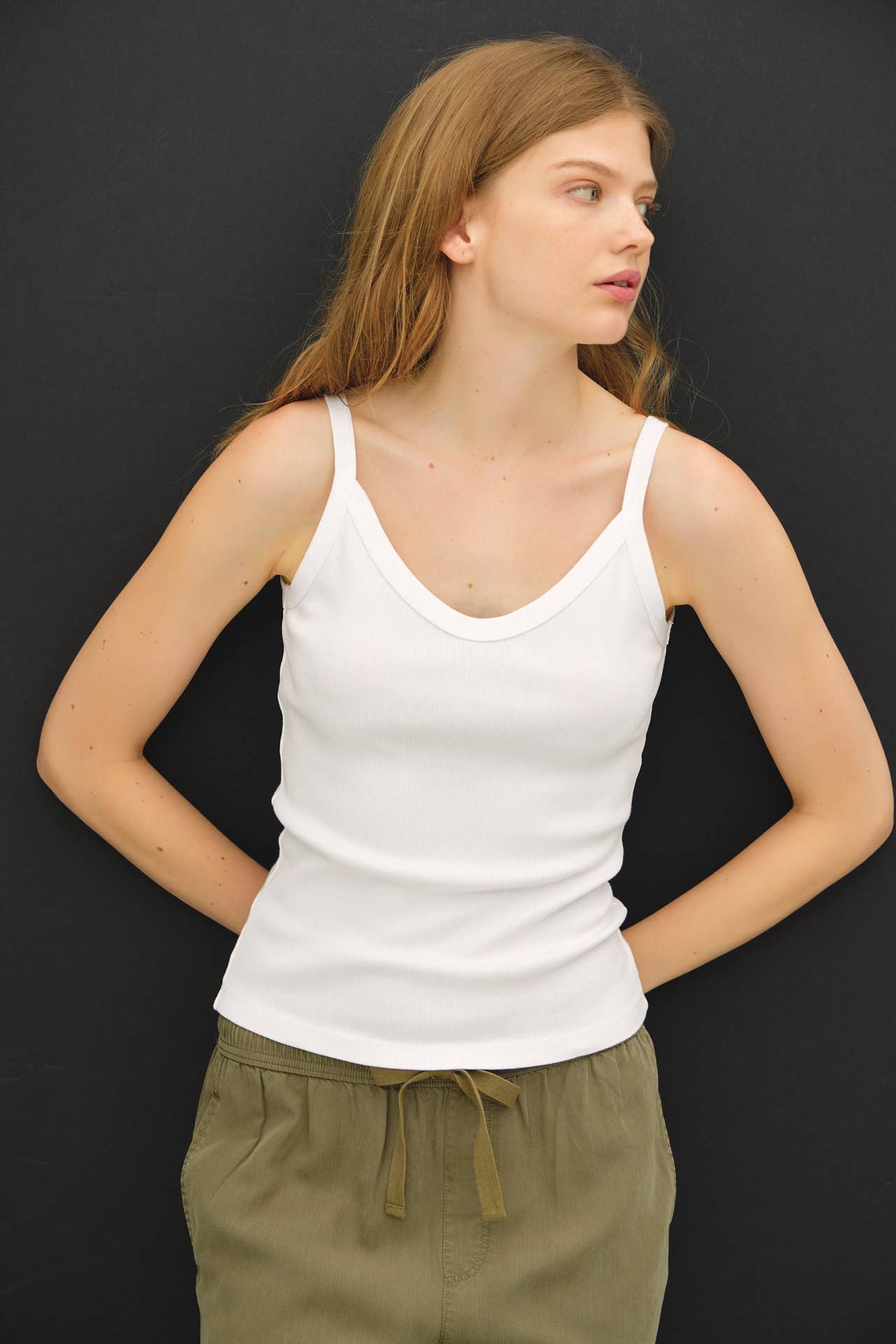 ribbed v neck tank