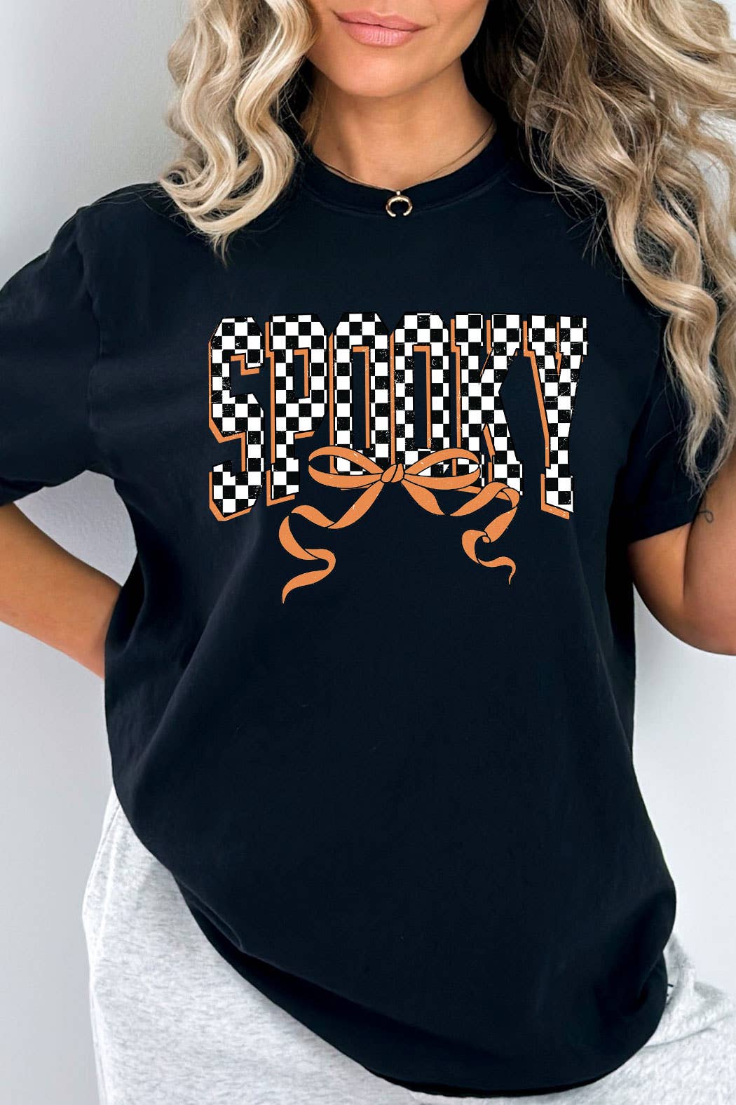 (PRE-ORDER) Spooky Checkered Bow Comfort Colors Tee