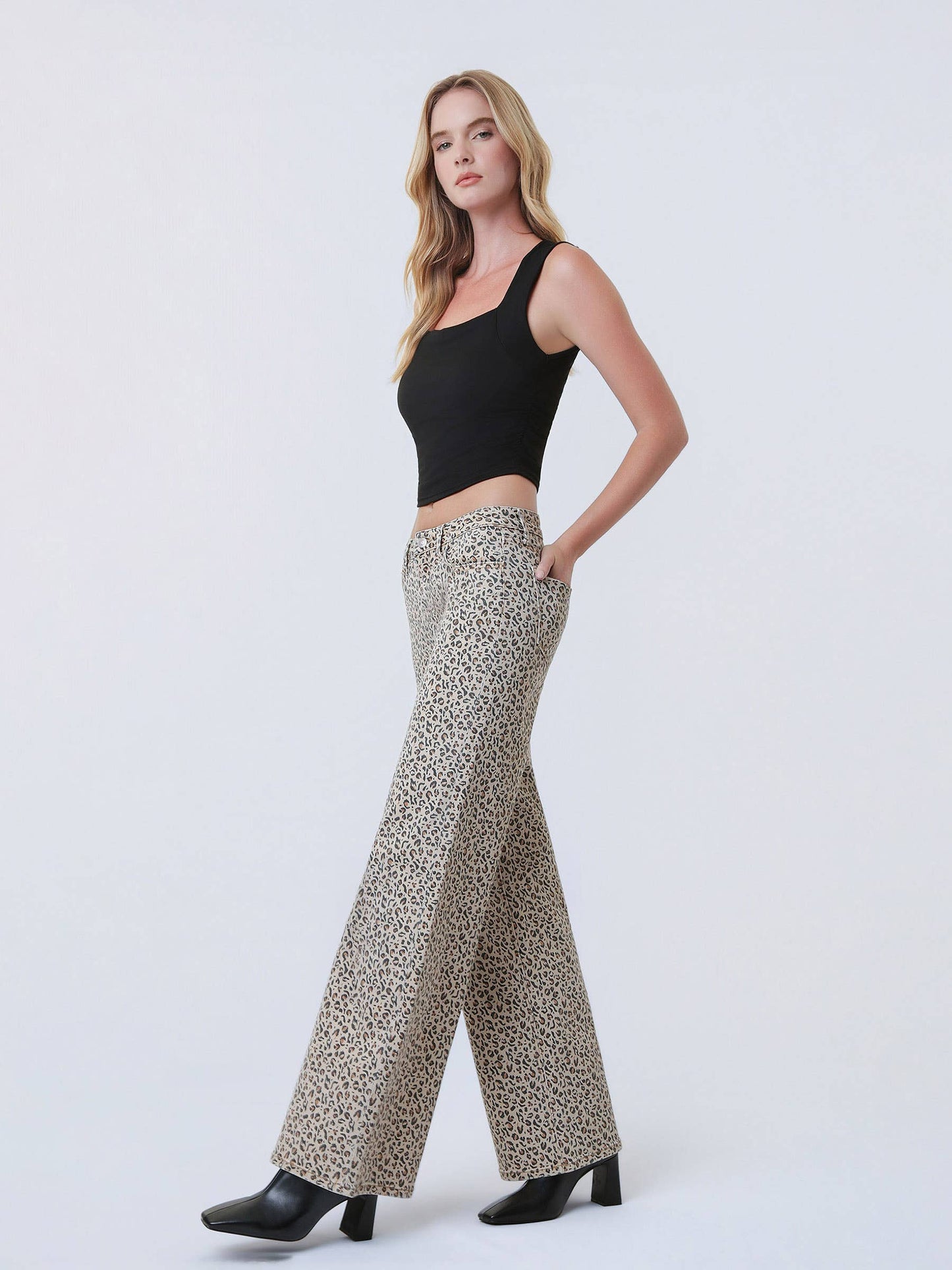 MID RISE LEOPARD PRINT WIDE LEG JEANS