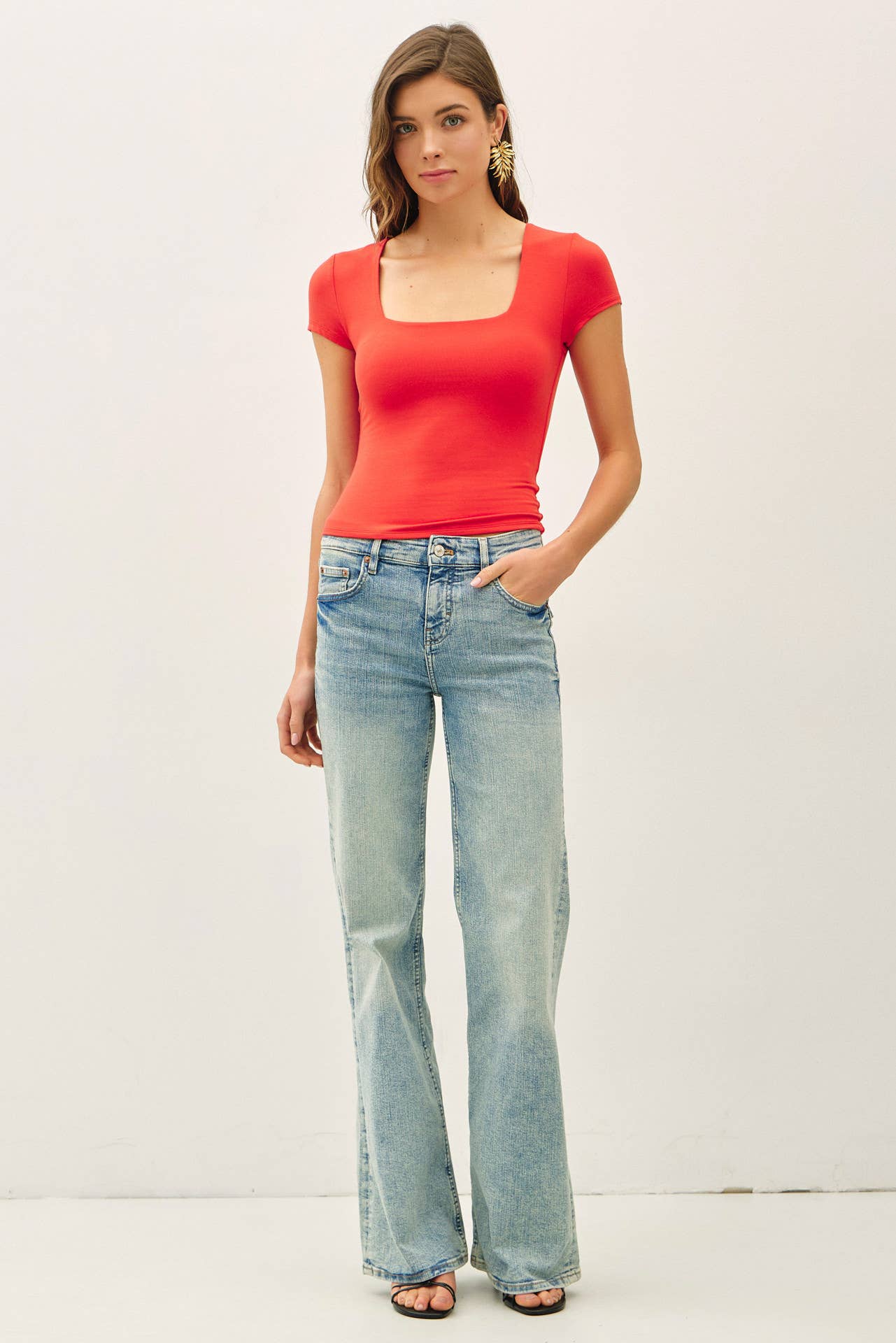 SQUARE NECK KNIT TEE