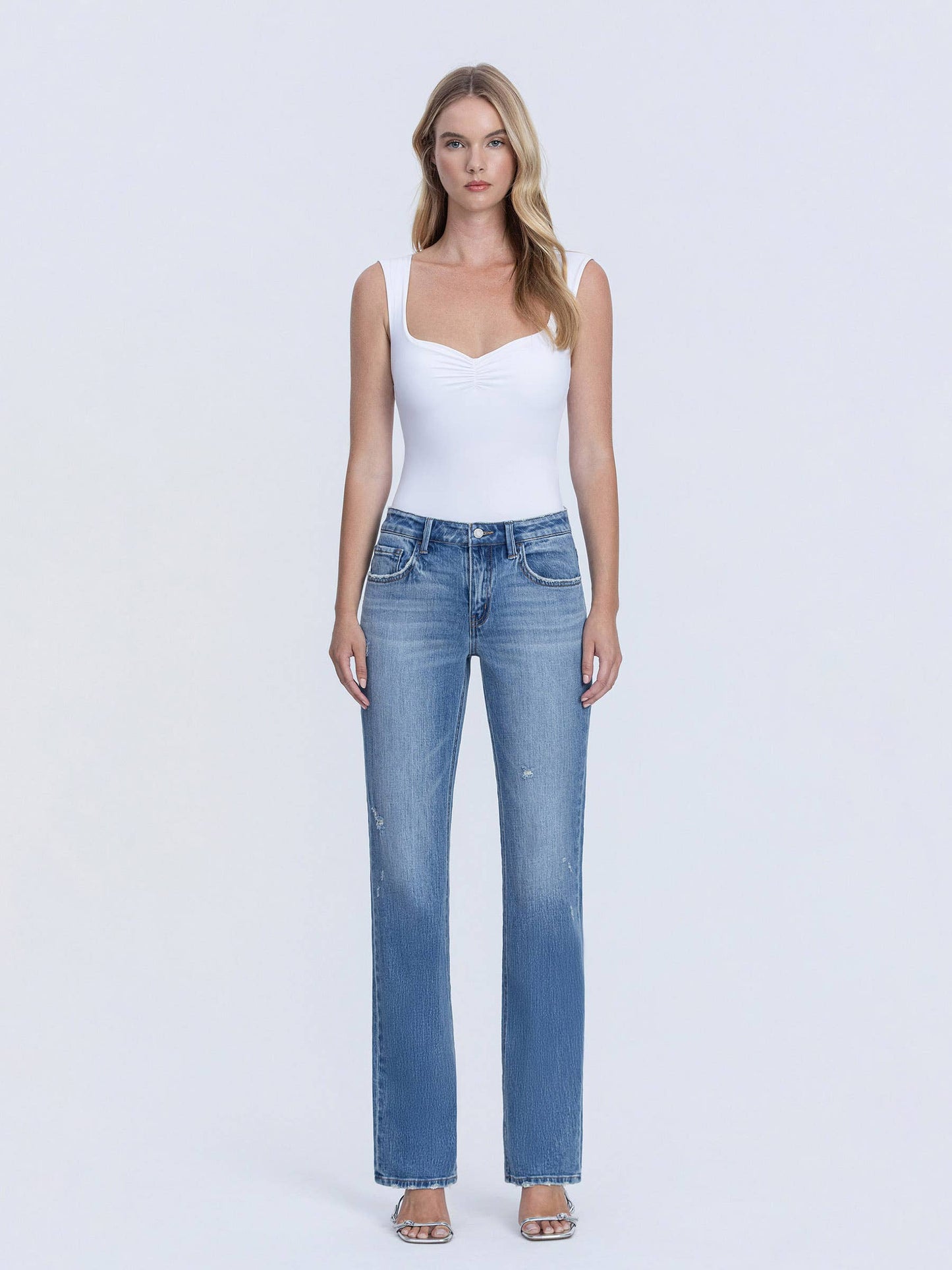 SOPHIA MID RISE FULL LENGTH MEDIUM WASH STRAIGHT JEANS T7310