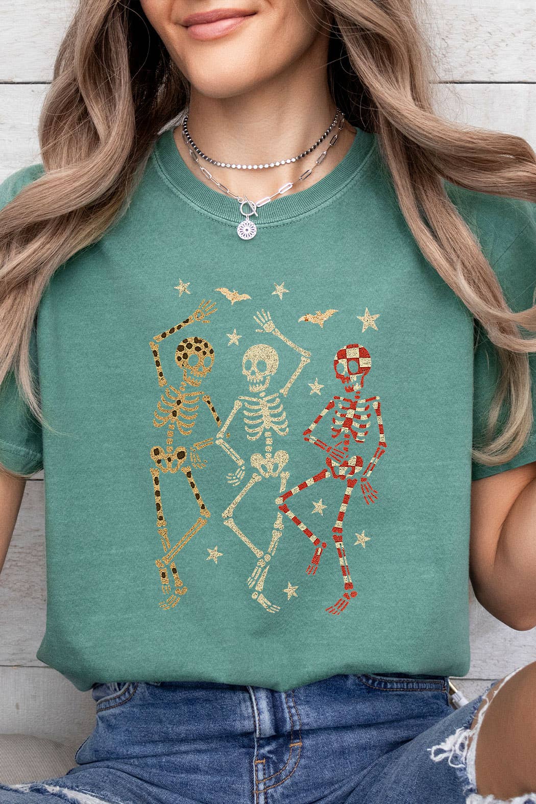 (PRE-ORDER) Dancing Skeleton Halloween Vintage Graphic Tee