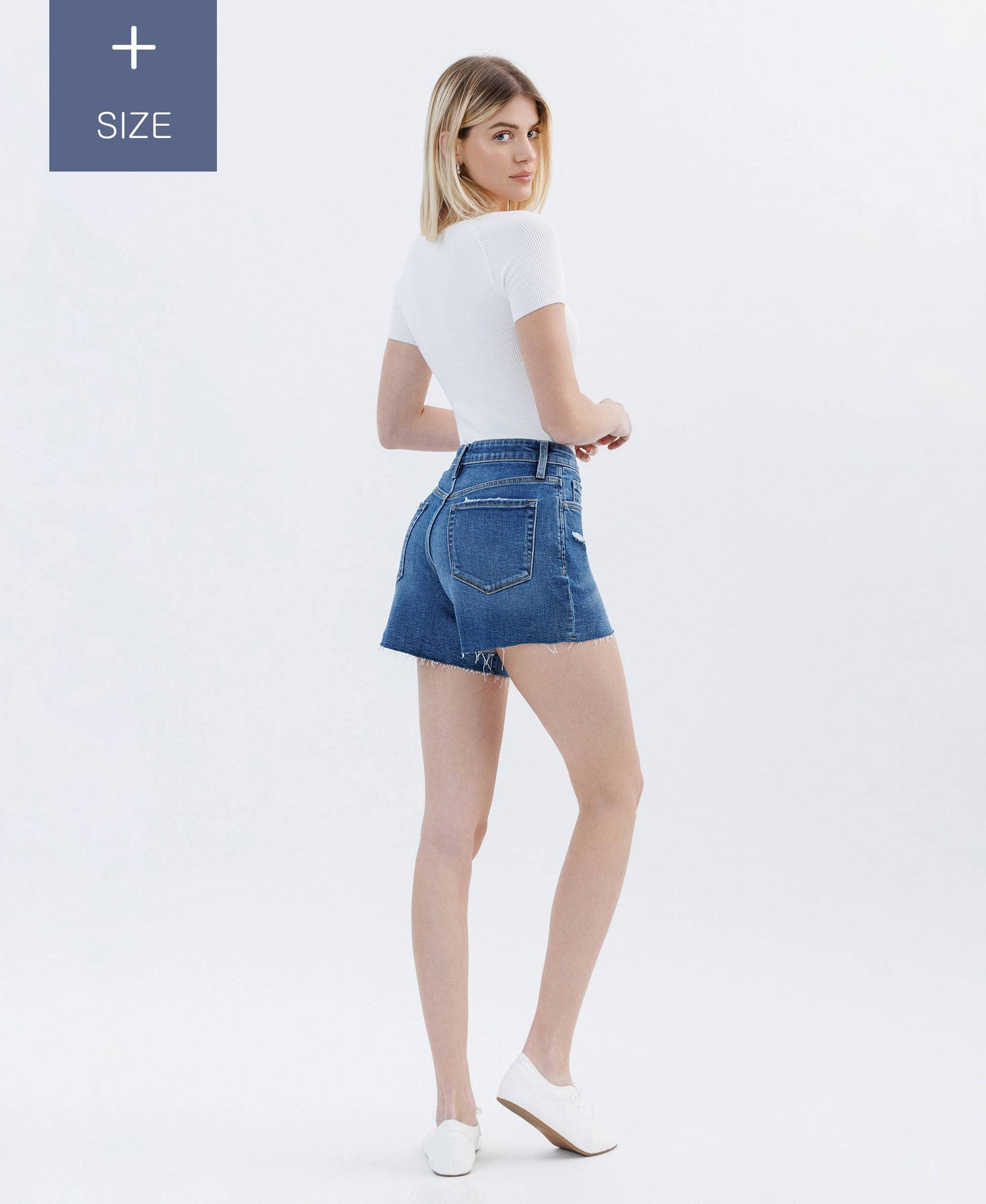 PLUS SIZE HIGH RISE RAW HEM DENIM SHORTS LV1638-P