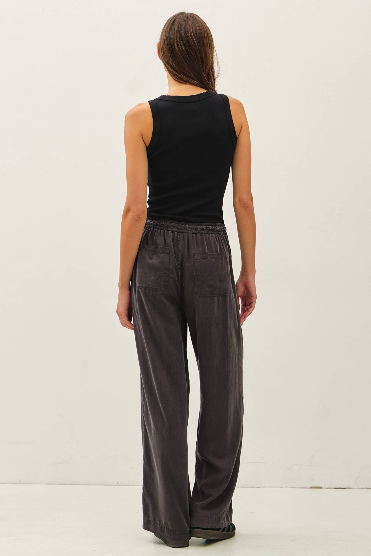 Round neck basic tank