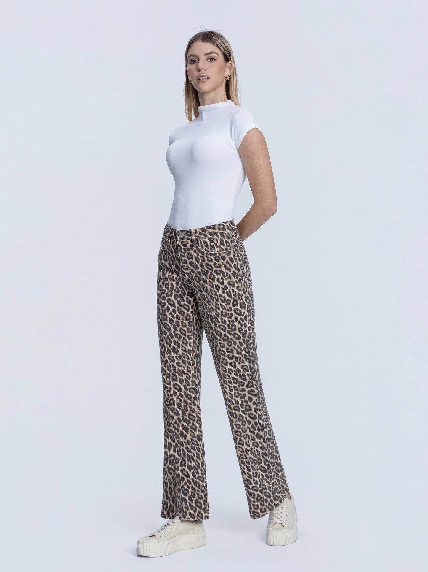 HIGH RISE LEOPARD PRINT VINTAGE FLARE JEANS LV2179LPD