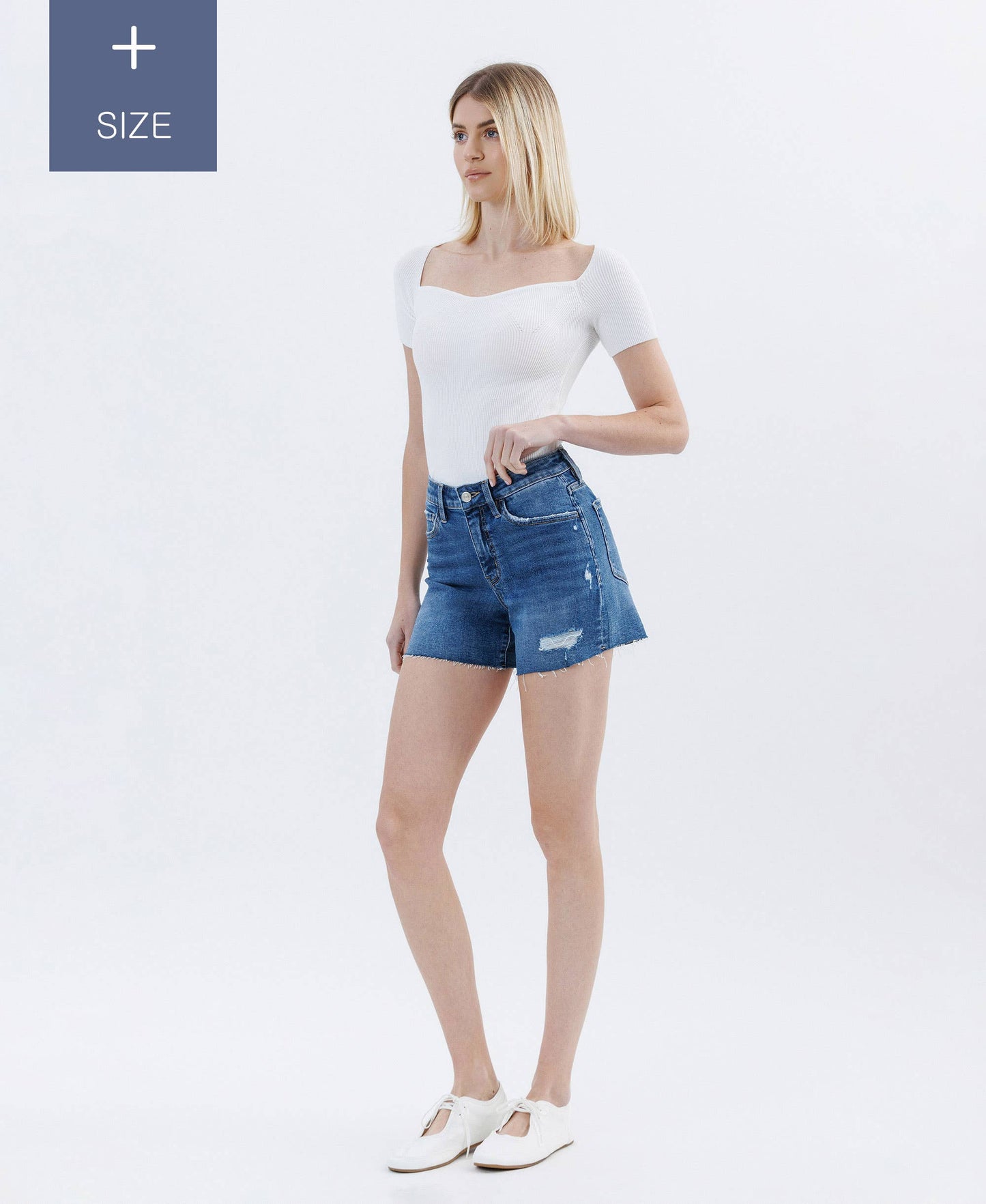PLUS SIZE HIGH RISE RAW HEM DENIM SHORTS LV1638-P