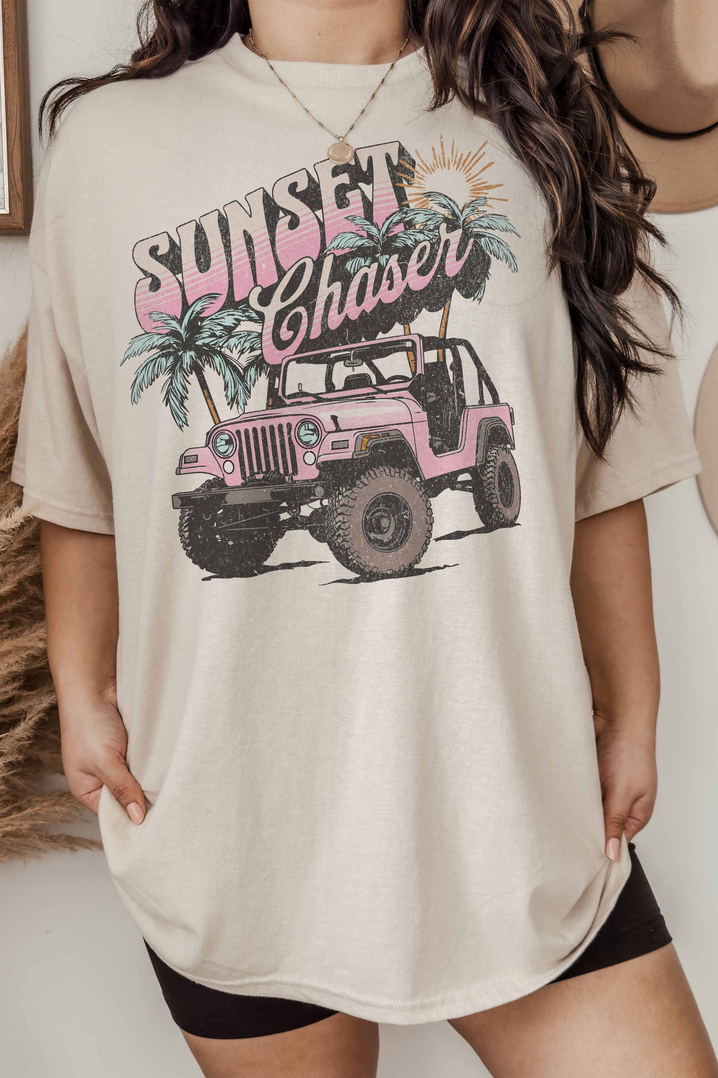 SUNSET CHASER OVERSIZED GRAPHIC TEE