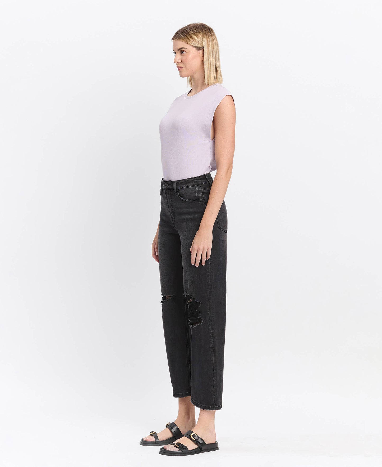 HIGH RISE DISTRESSED BLACK BARREL JEANS