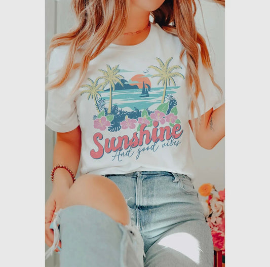 Sunshine good vibes tee