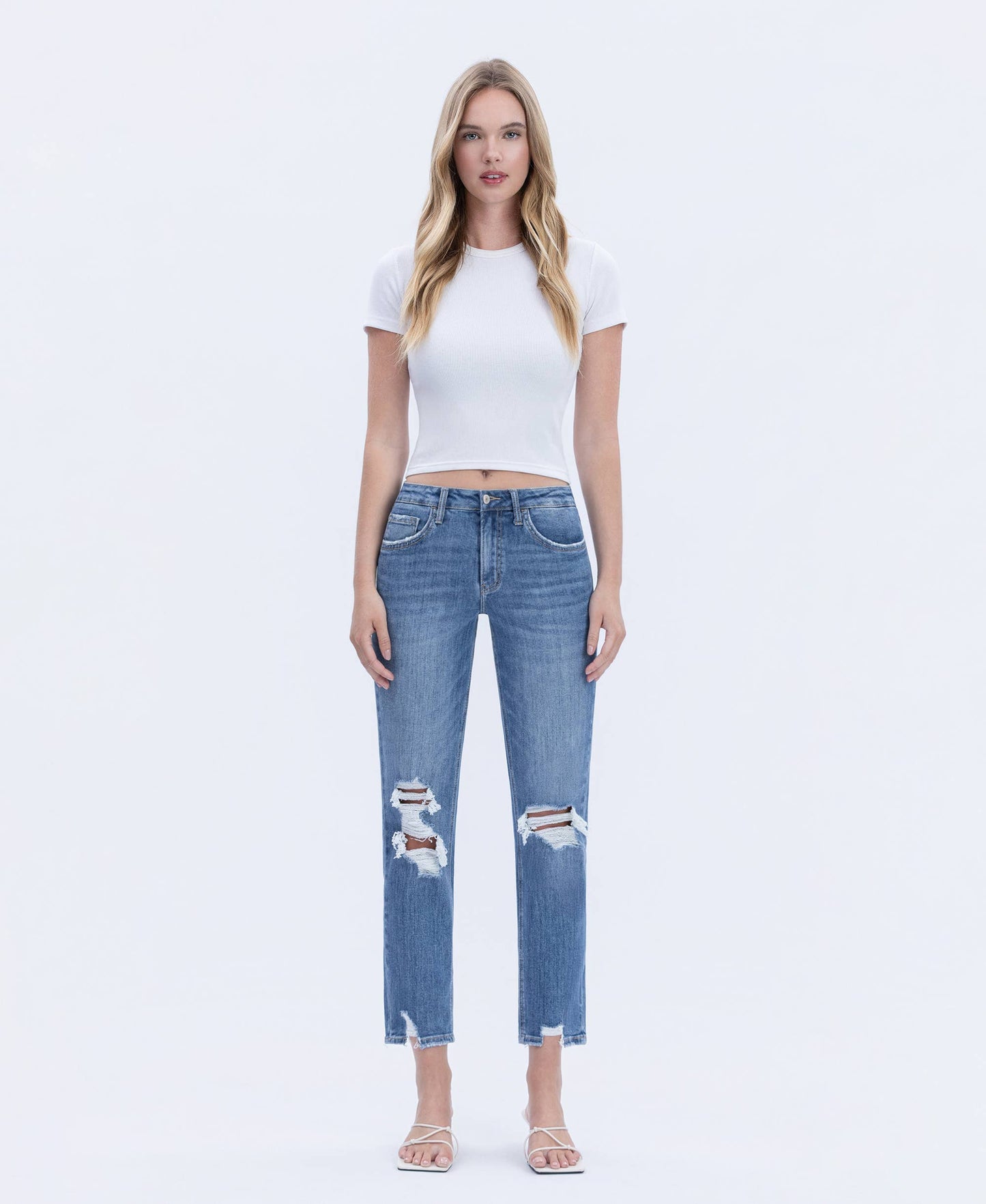 HIGH RISE DISTRESSED BOYFRIEND FIT JEANS LV1631