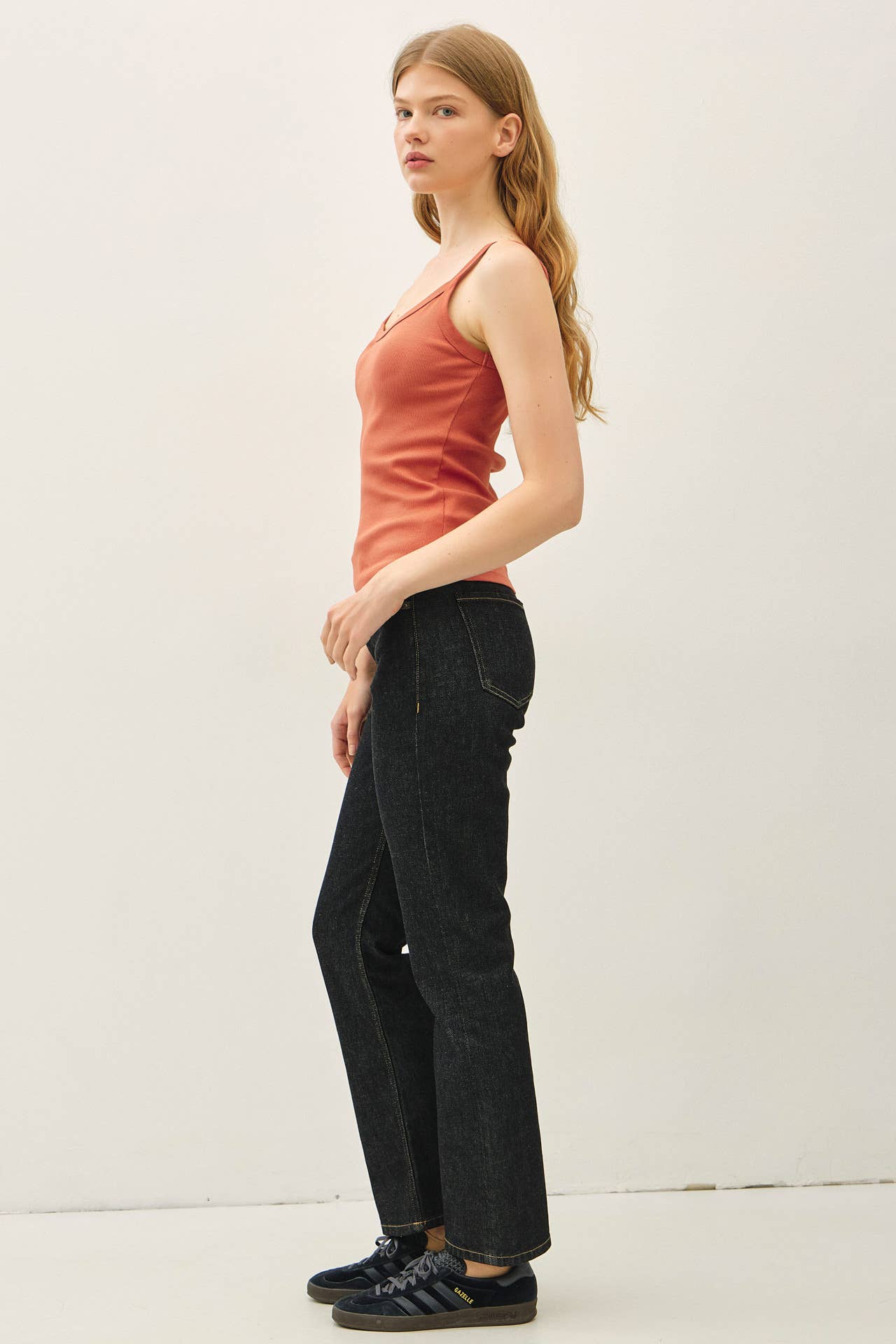 ribbed v neck tank