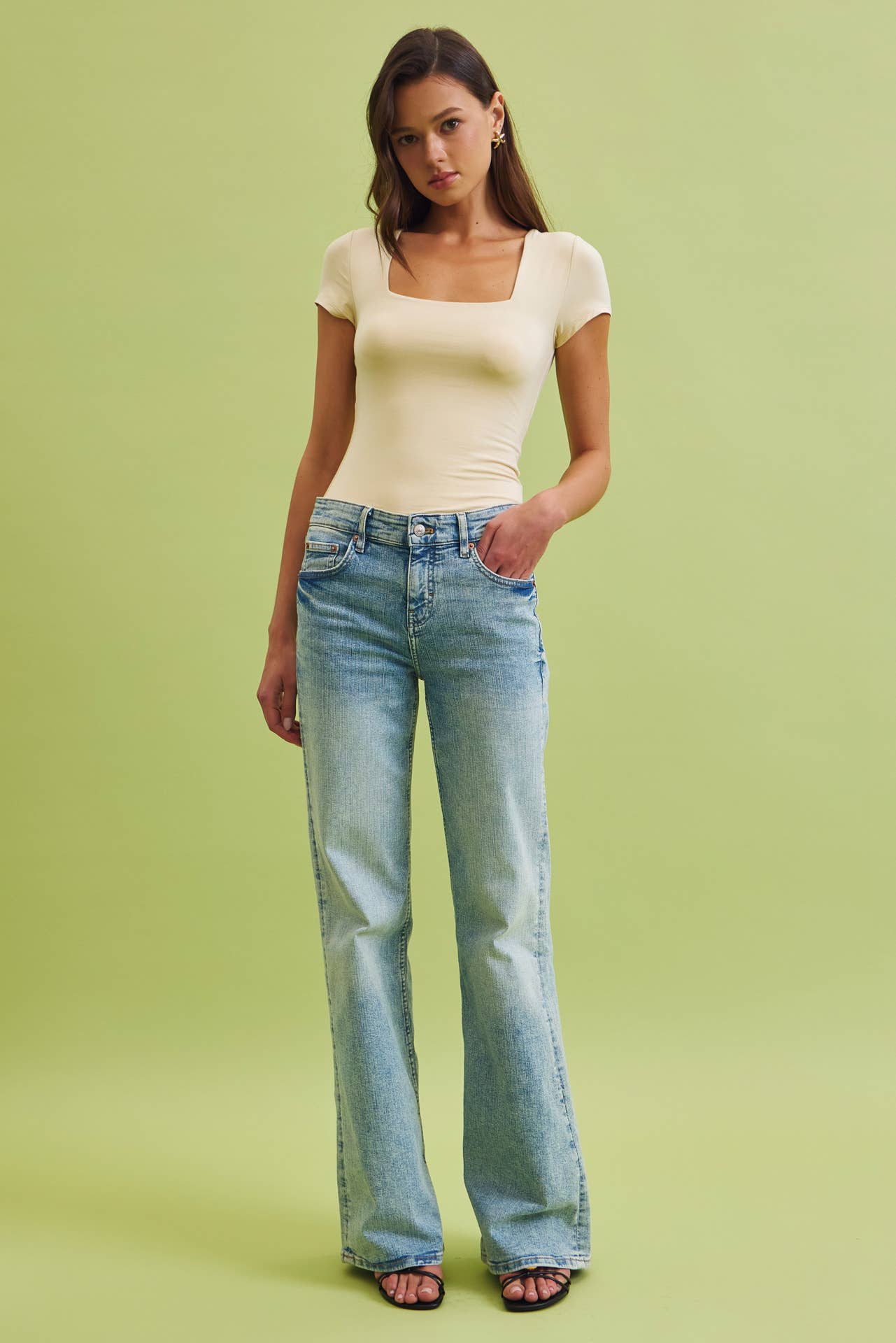 SQUARE NECK KNIT TEE