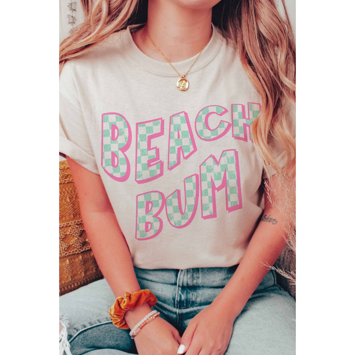 CHECKERED BEACH BUM Graphic Tee