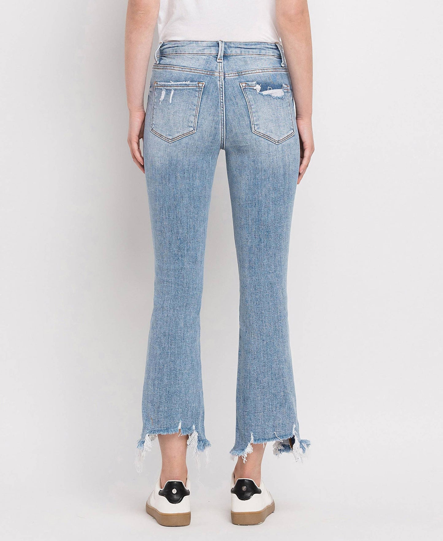 HIGH RISE LIGHT WASH CROP JEANS LV1003
