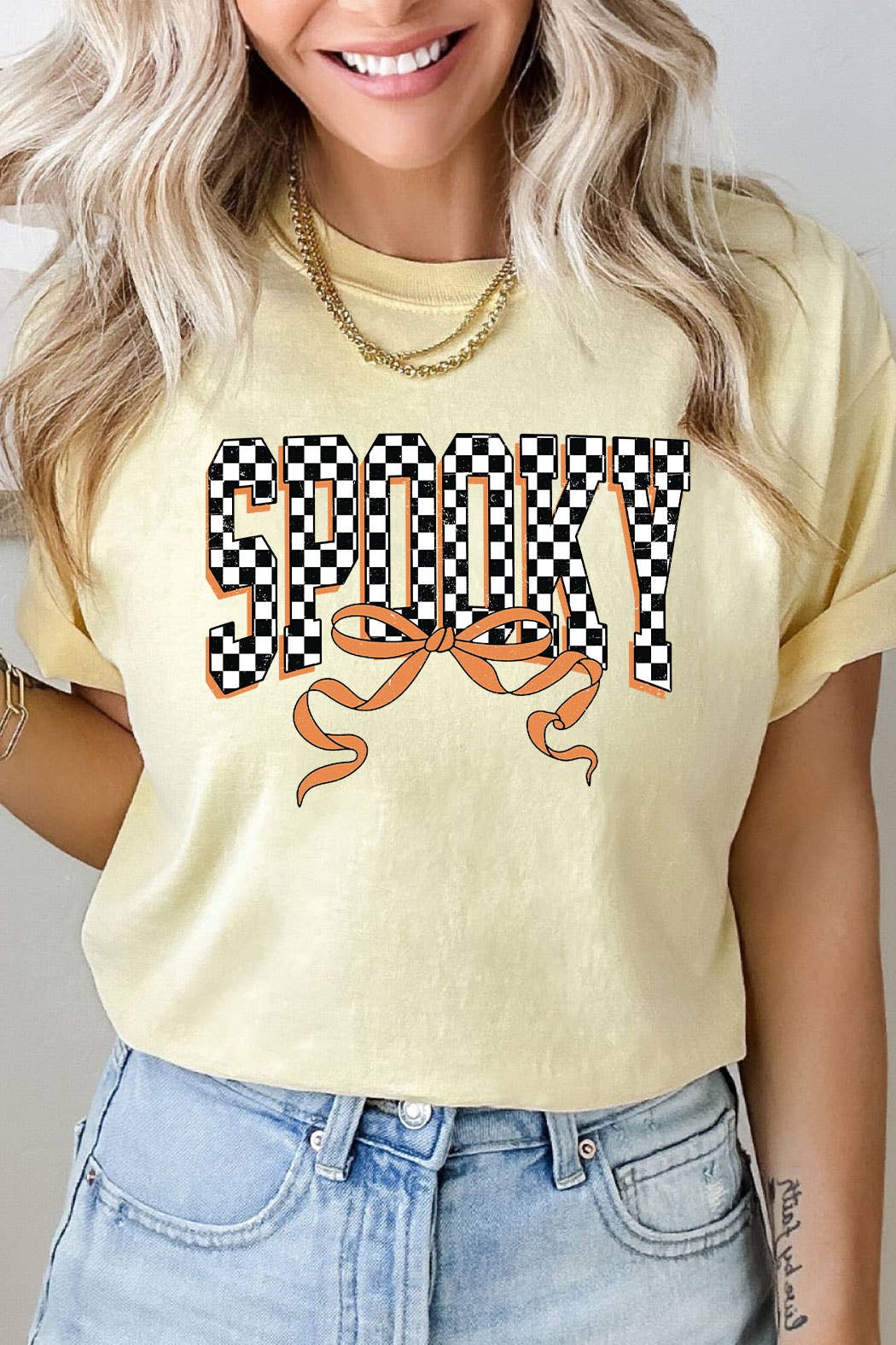 (PRE-ORDER) Spooky Checkered Bow Comfort Colors Tee