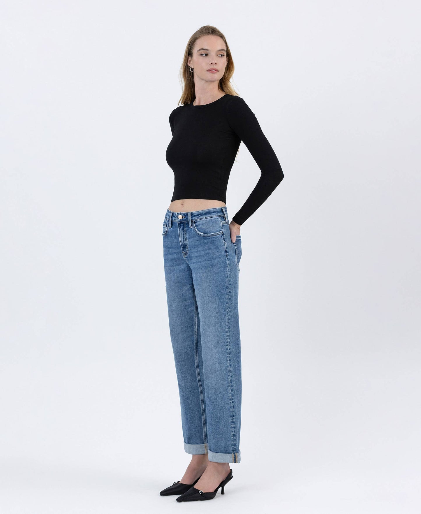 HIGH RISE CUFFED BOYFRIEND JEANS