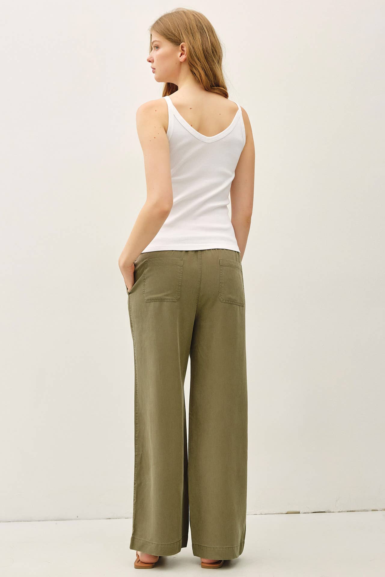 ribbed v neck tank