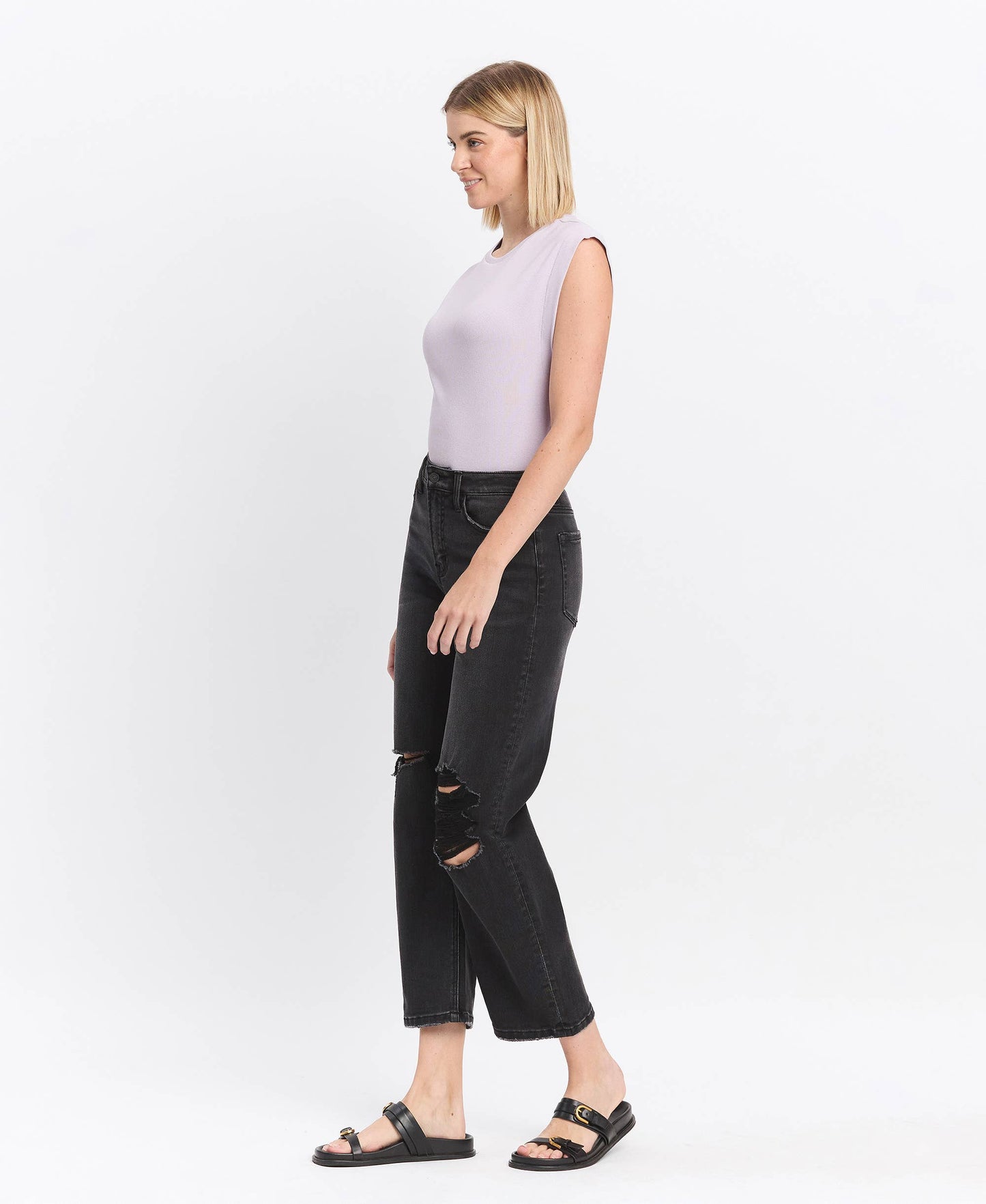 HIGH RISE DISTRESSED BLACK BARREL JEANS