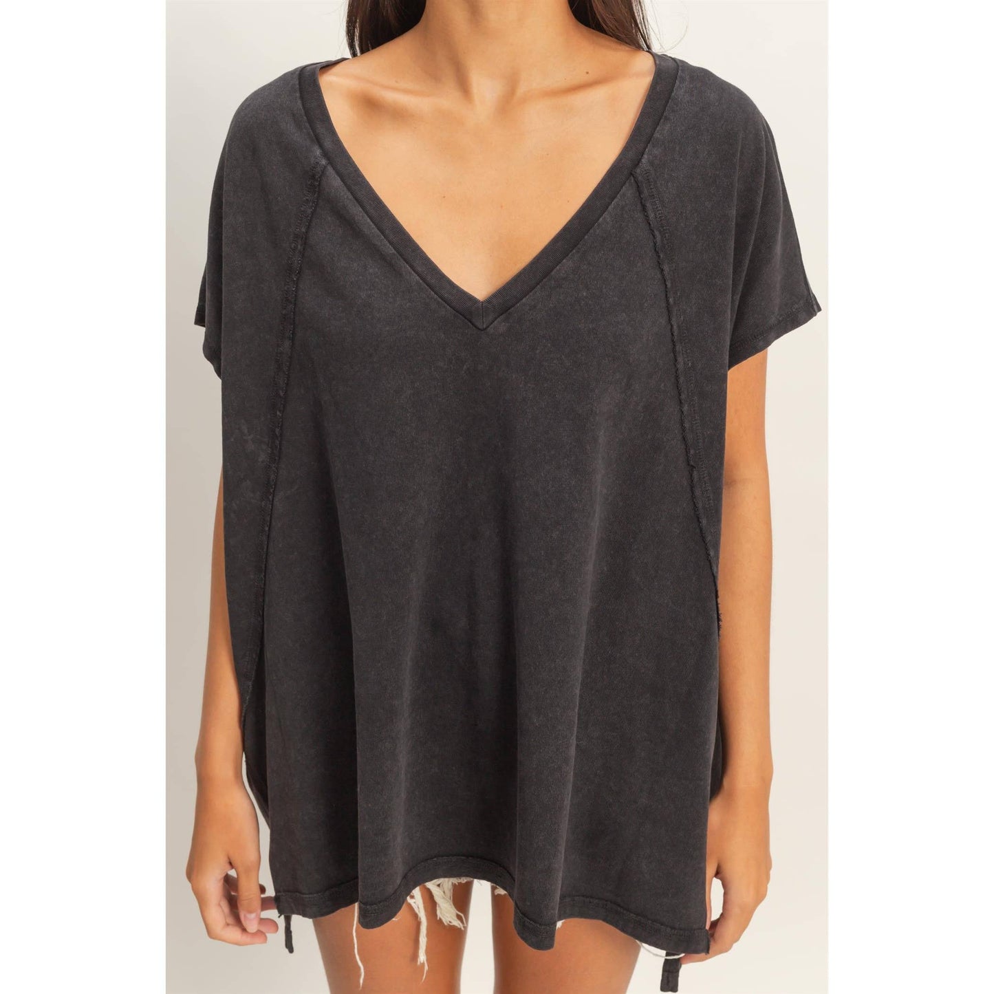 Oversized V-Neck Mineral Washed Top