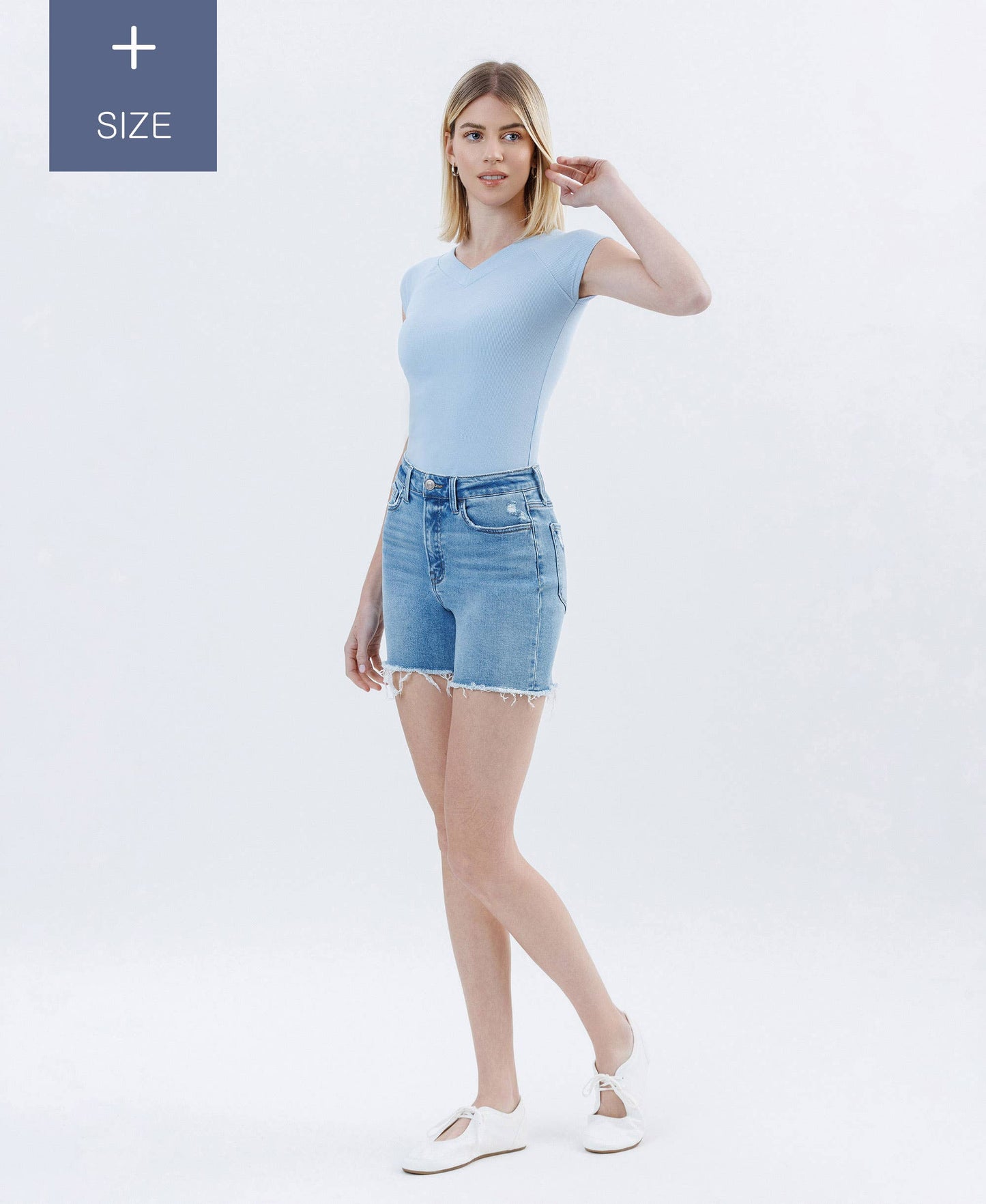 PLUS SIZE HIGH RISE RAW HEM BOYFRIEND SHORTS LV1641-P
