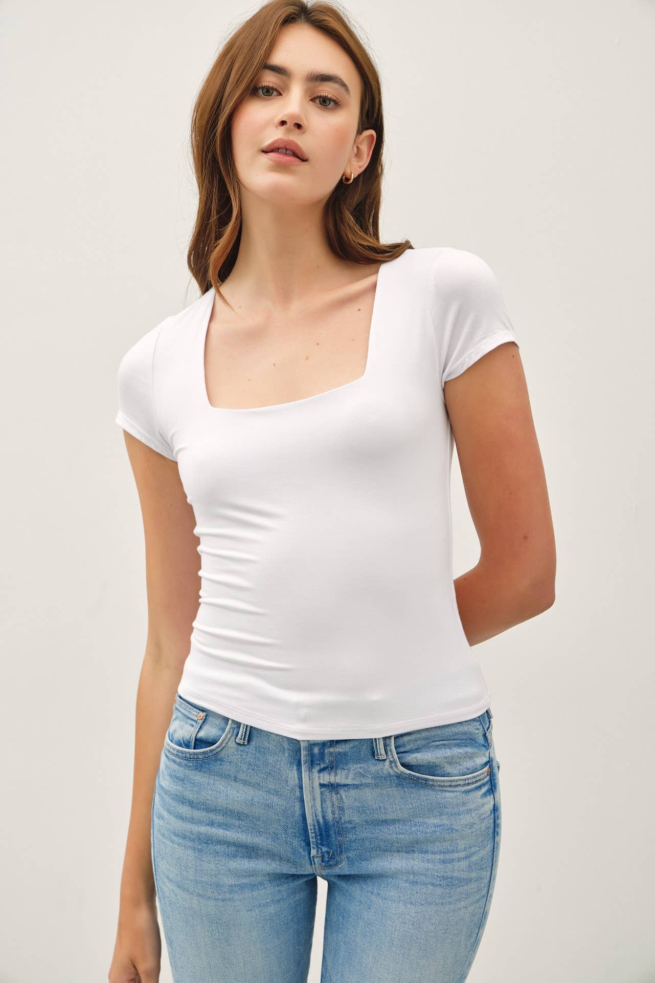 SQUARE NECK KNIT TEE