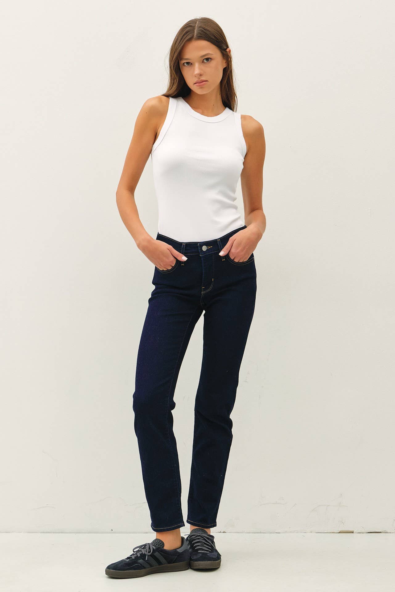 Round neck basic tank