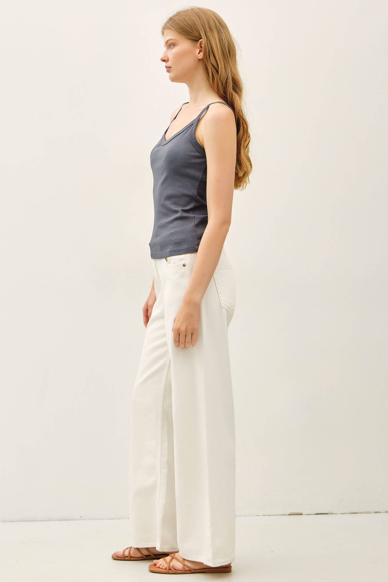 ribbed v neck tank